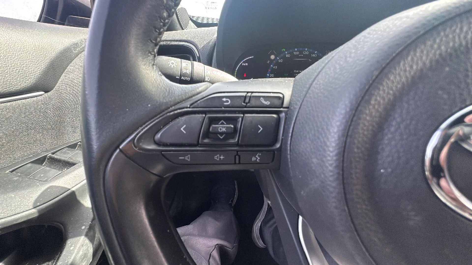 Toyota Yaris Cross 1.5 120H Active Tech - foto 19