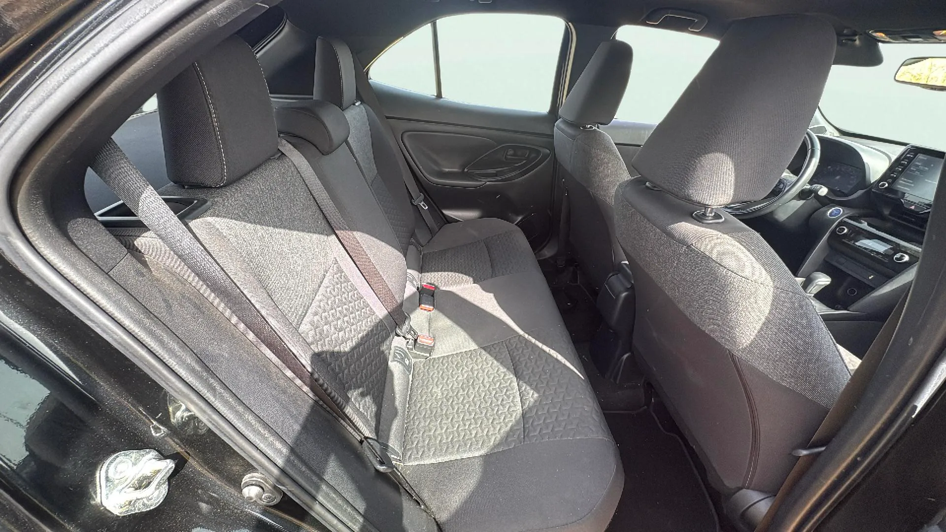 Toyota Yaris Cross 1.5 120H Active Tech - foto 16