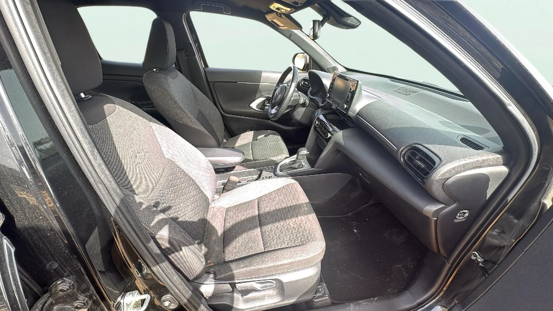 Toyota Yaris Cross 1.5 120H Active Tech - foto 15