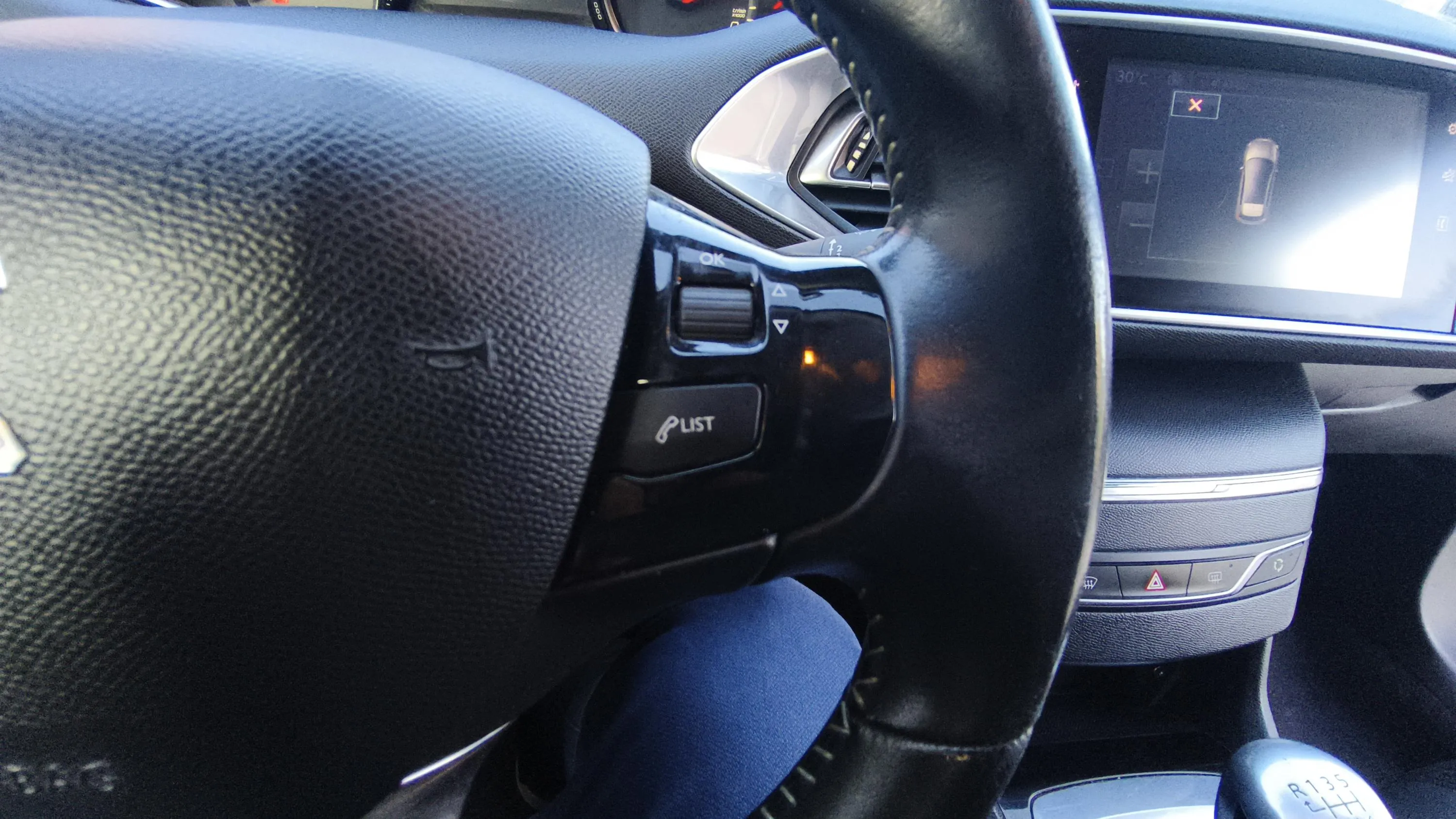 Peugeot 308 Style BlueHDi 130 - foto 23