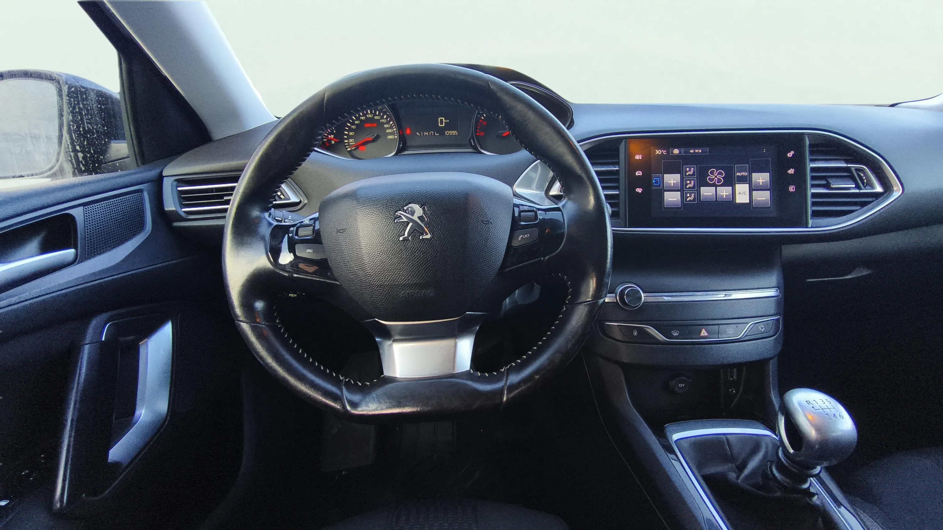 Peugeot 308 Style BlueHDi 130 - foto 11