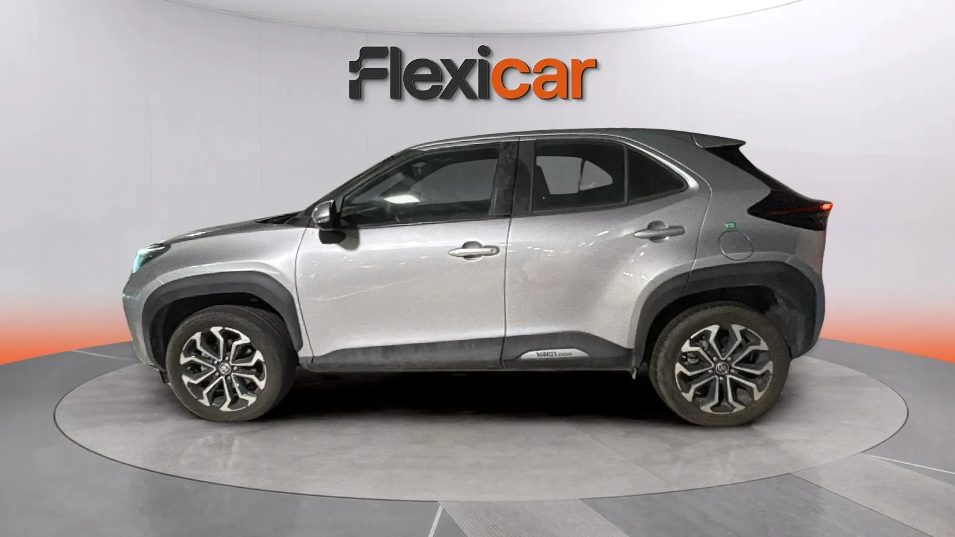 Toyota Yaris Cross 1.5 120H Active Tech - foto 4