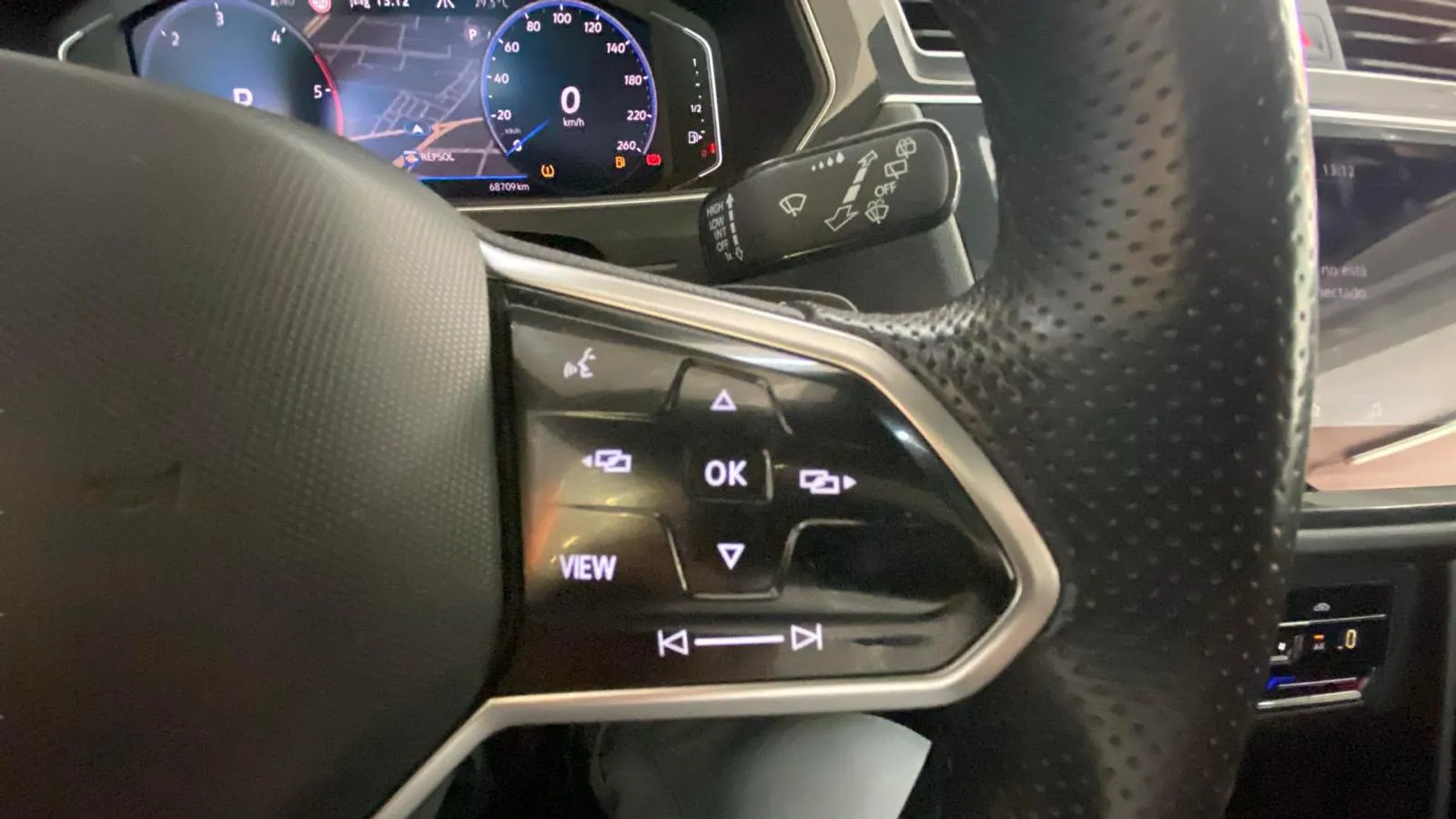 Volkswagen Tiguan R-Line 2.0 TDI DSG - foto 10