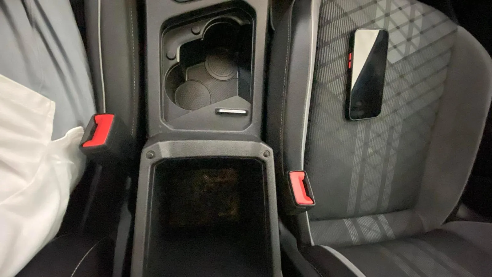 Volkswagen Tiguan R-Line 2.0 TDI DSG - foto 16