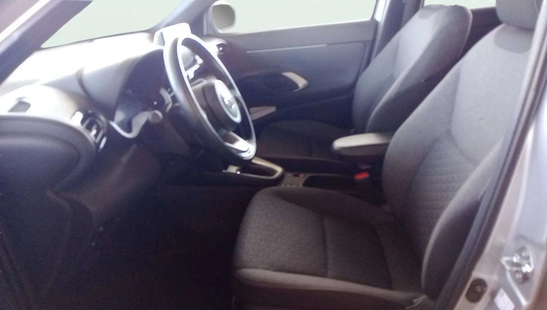 Toyota Yaris Cross 1.5 120H Active Tech - foto 11