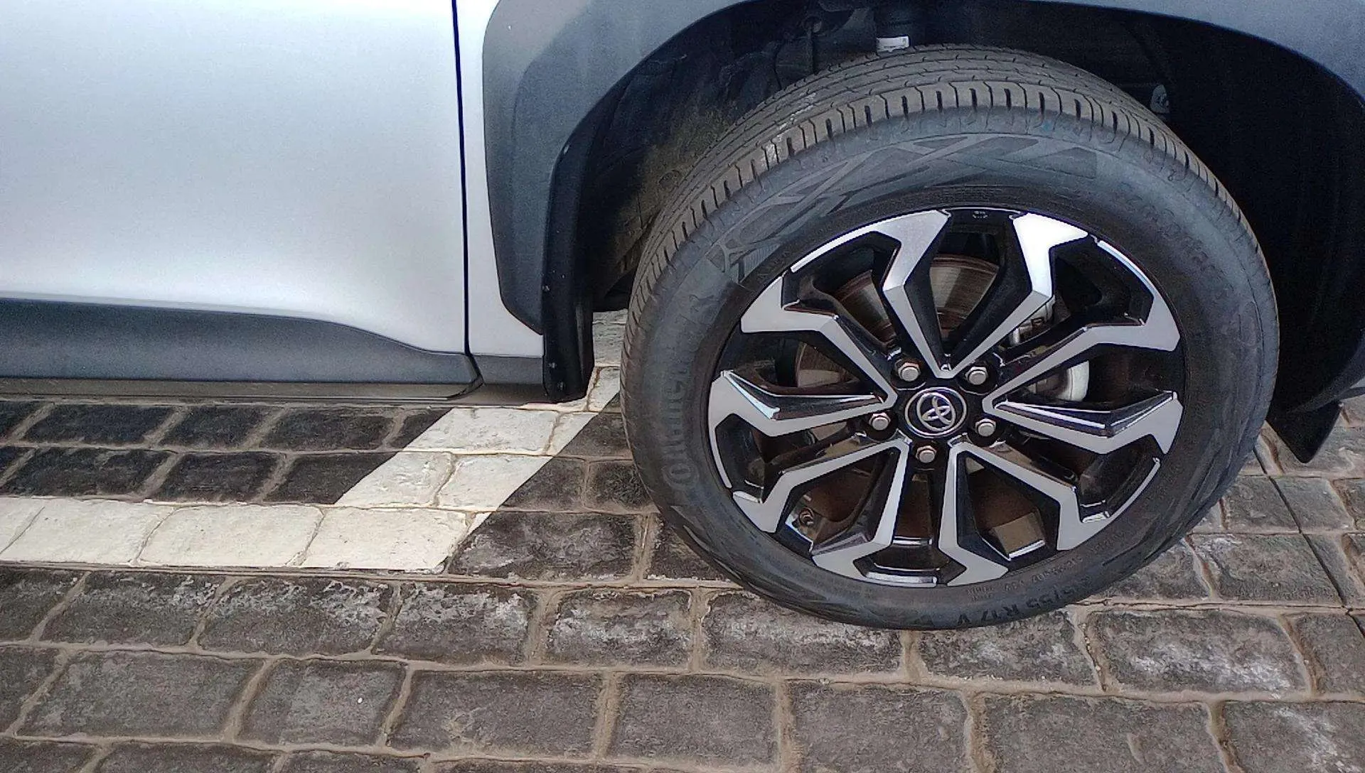 Toyota Yaris Cross 1.5 120H Active Tech - foto 16