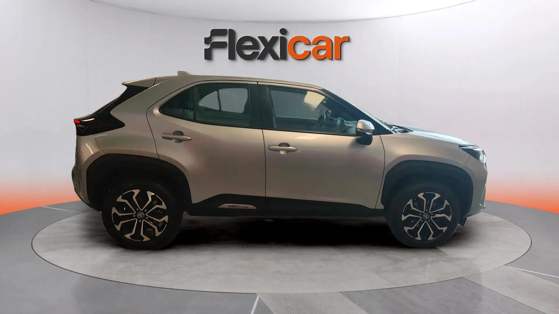 Toyota Yaris Cross 1.5 120H Active Tech - foto 3