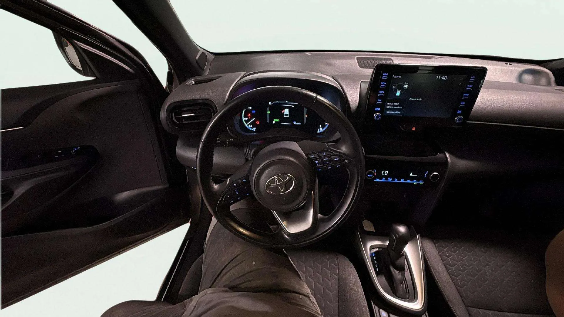 Toyota Yaris Cross 1.5 120H Active Tech - foto 14