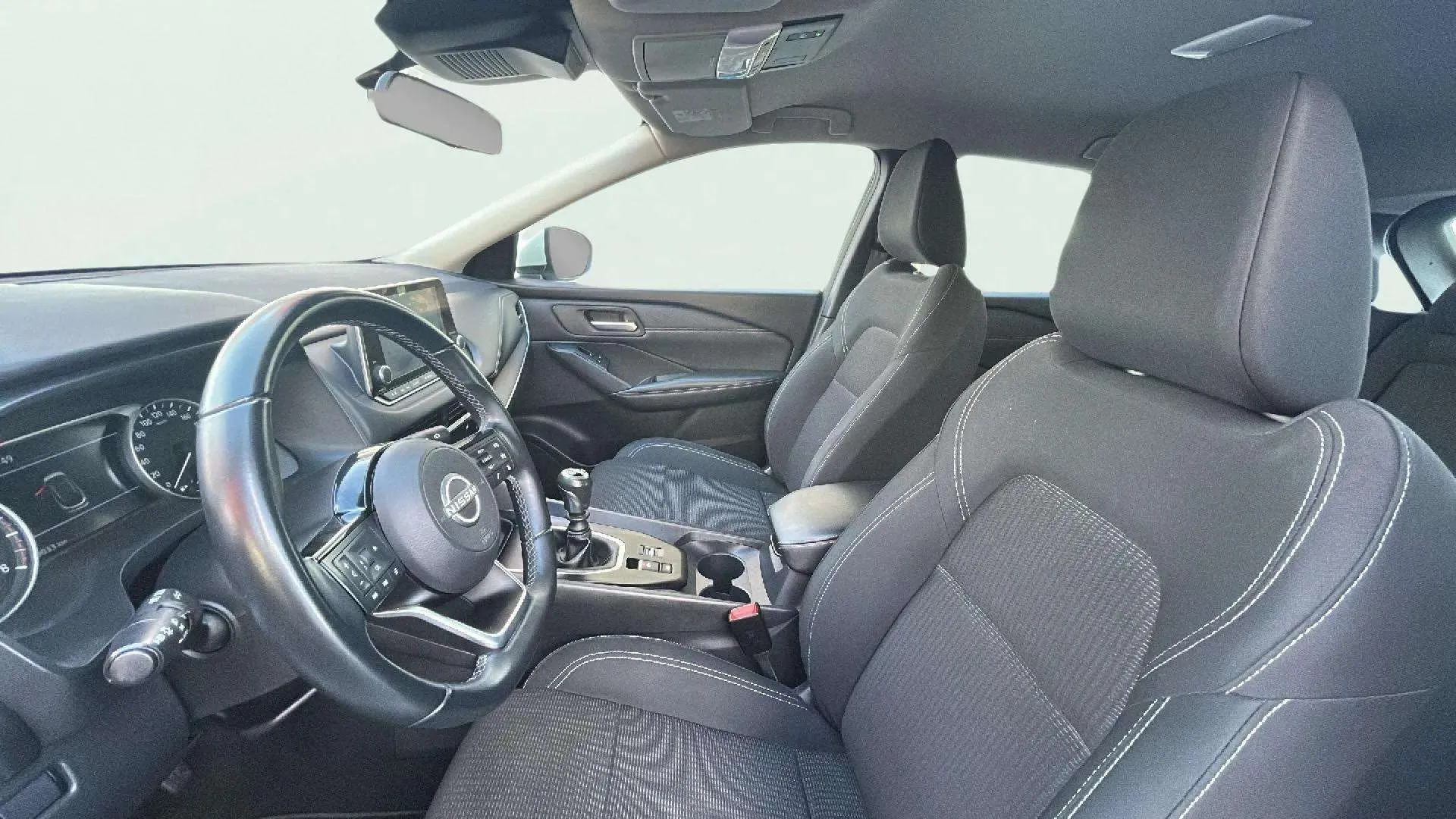 Nissan Qashqai DIG-T mHEV 4x2 Acenta - foto 25