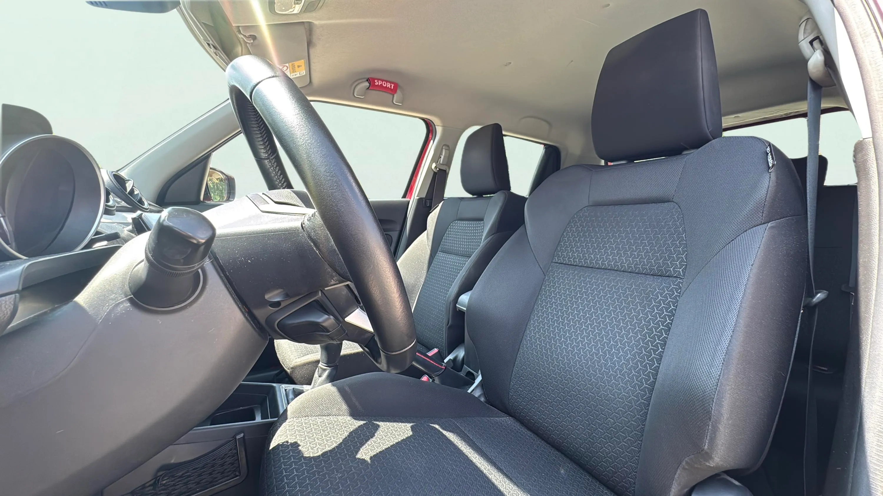 Suzuki Swift 1.2 GLE Mild Hybrid 4WD - foto 17