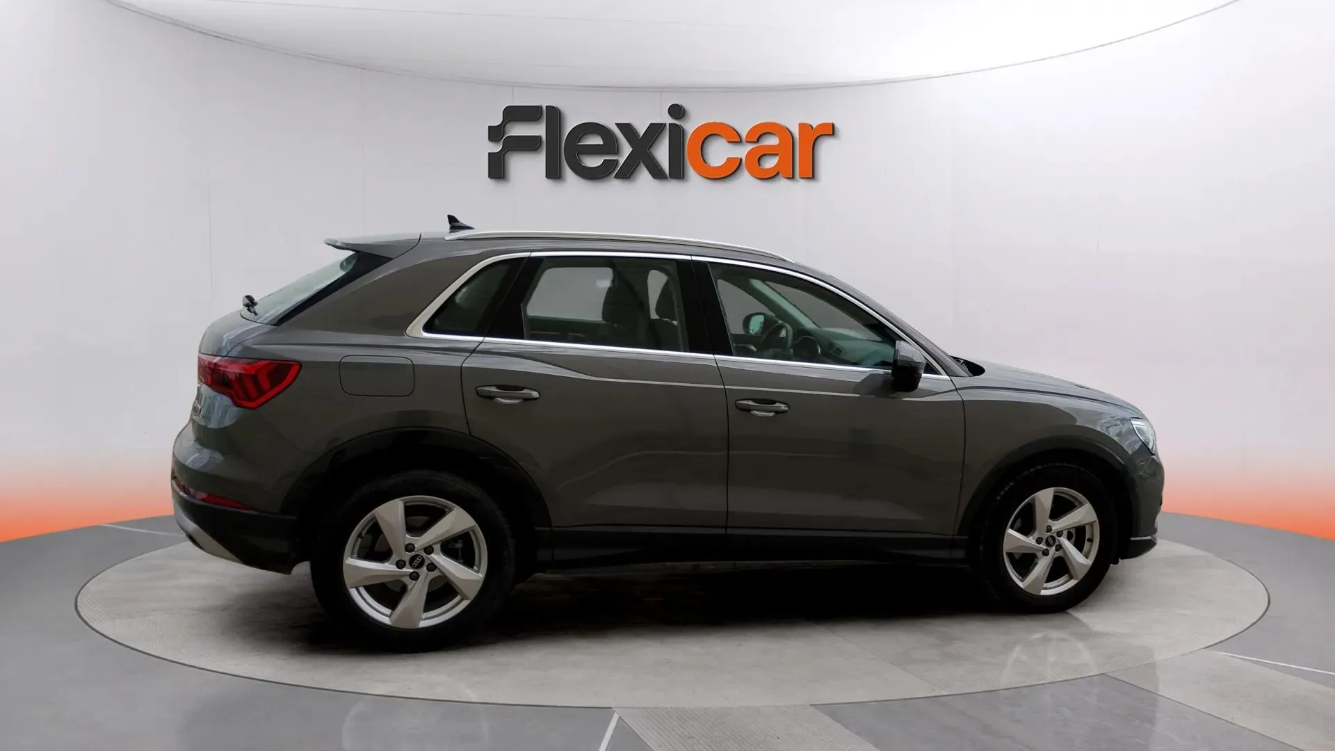 Audi Q3 35 TDI S tronic - foto 7