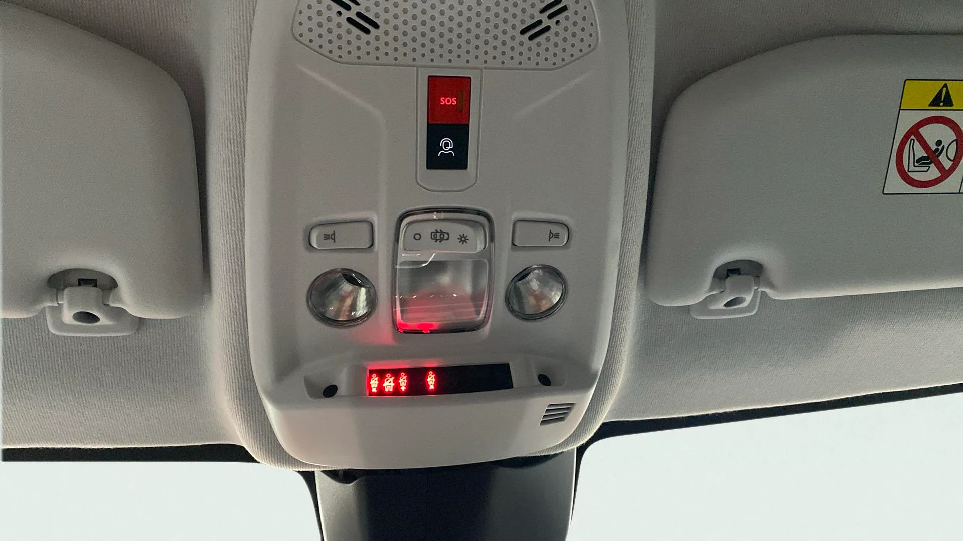 Peugeot 208 Allure PureTech 100 - foto 19