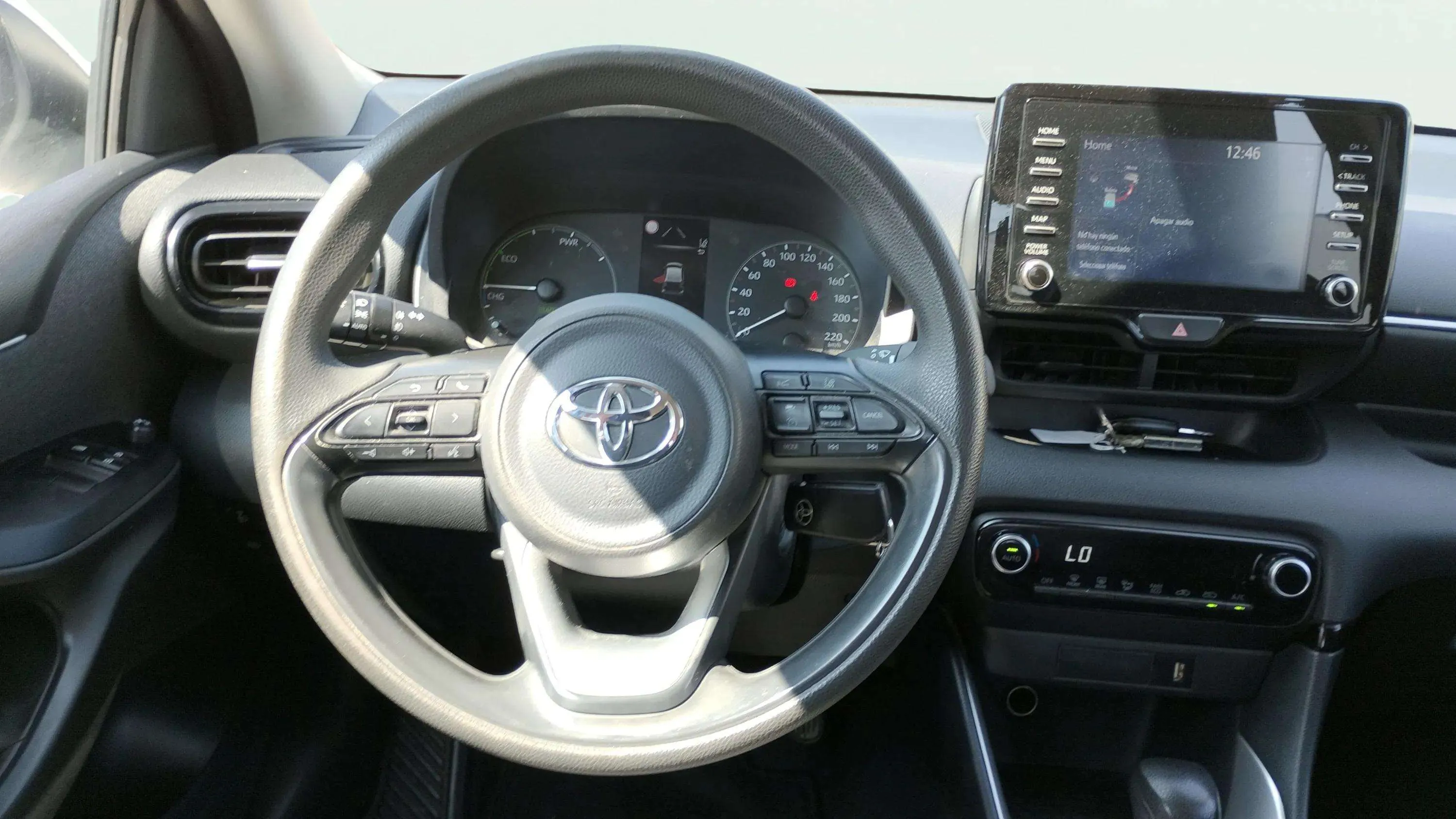 Toyota Yaris 1.5 120H Business Plus - foto 11
