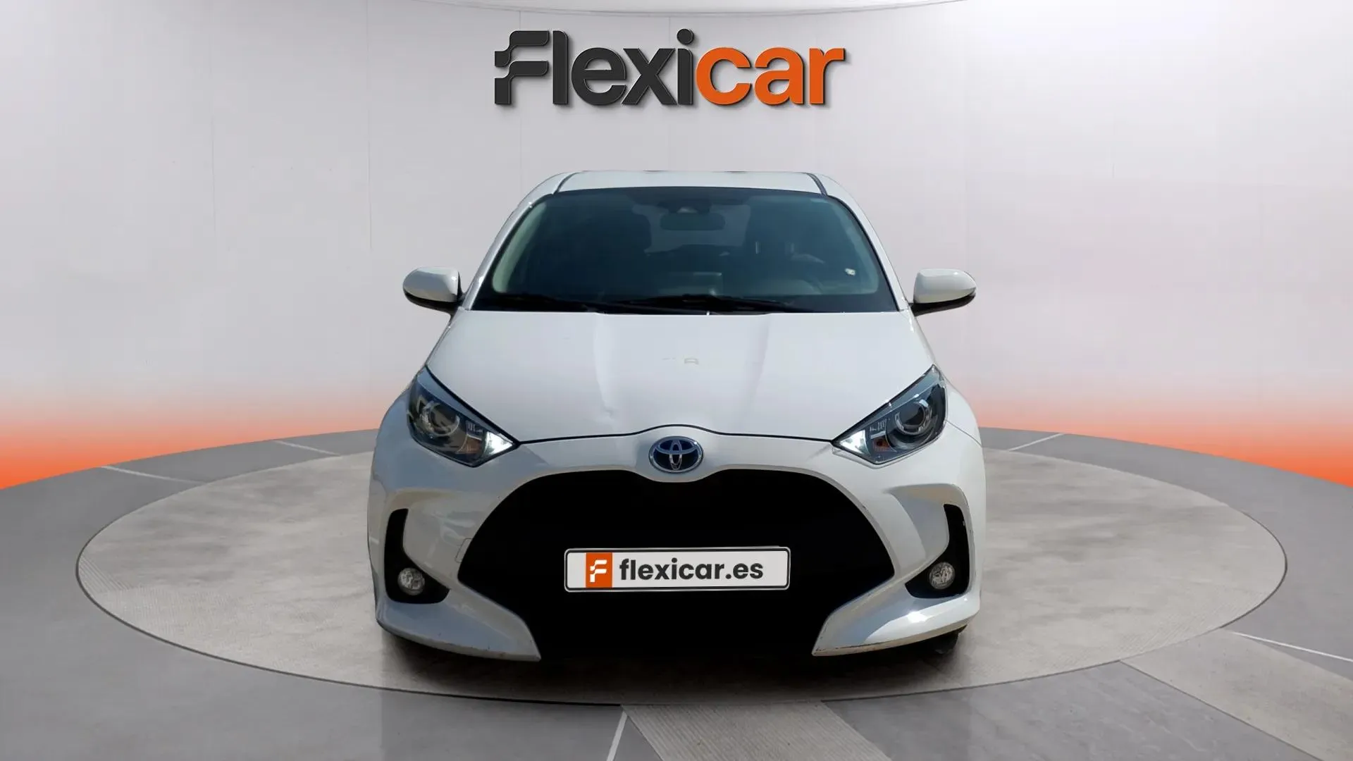 Toyota Yaris 1.5 120H Business Plus - foto 2