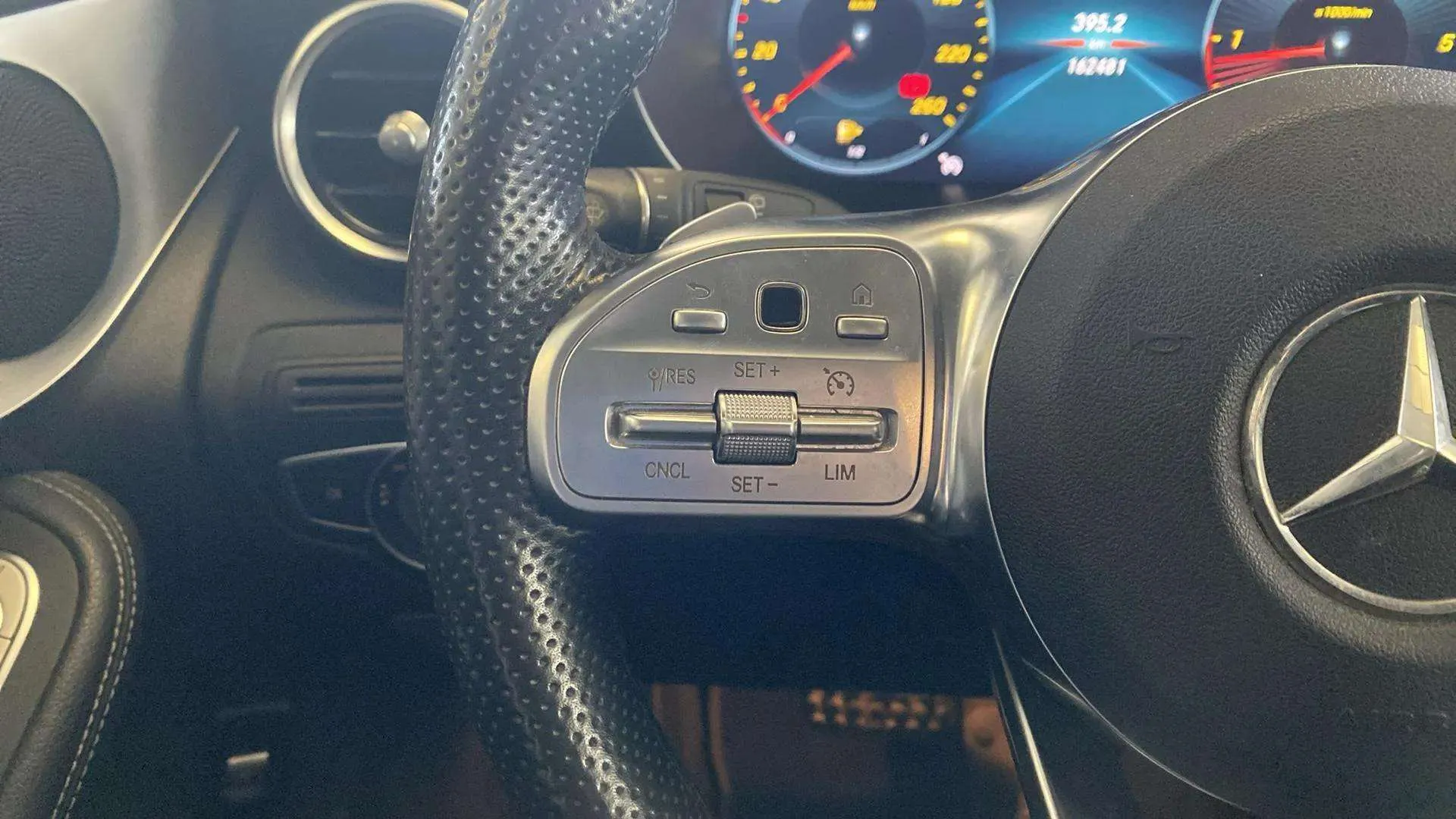 Mercedes-Benz GLC 200 d 4MATIC - foto 15