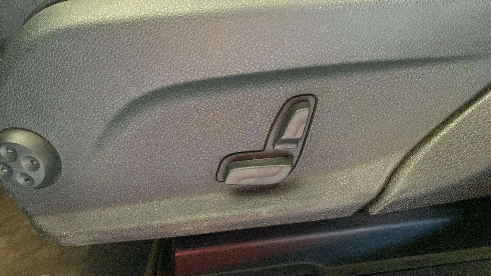Mercedes-Benz GLC 200 d 4MATIC - foto 22