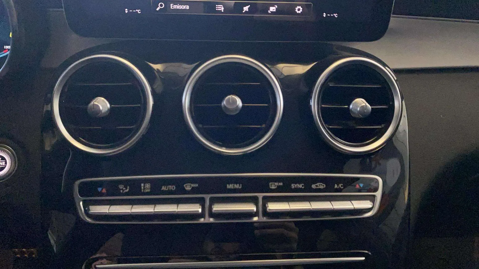 Mercedes-Benz GLC 200 d 4MATIC - foto 18
