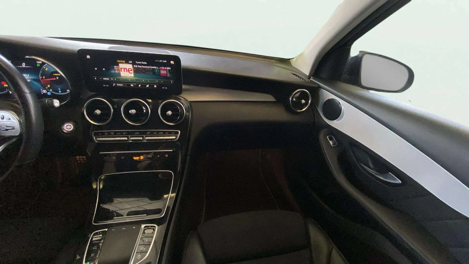 Mercedes-Benz GLC 200 d 4MATIC - foto 13