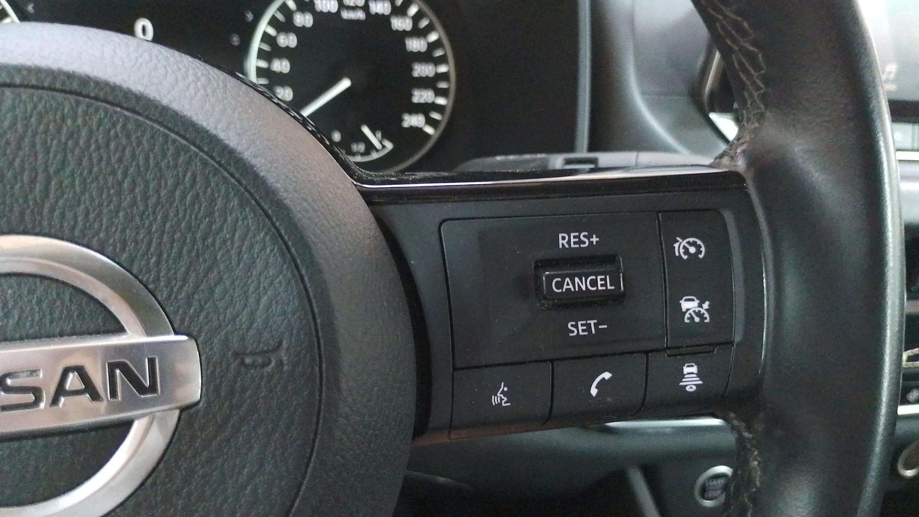 Nissan Qashqai DIG-T mHEV 4x2 Acenta - foto 20