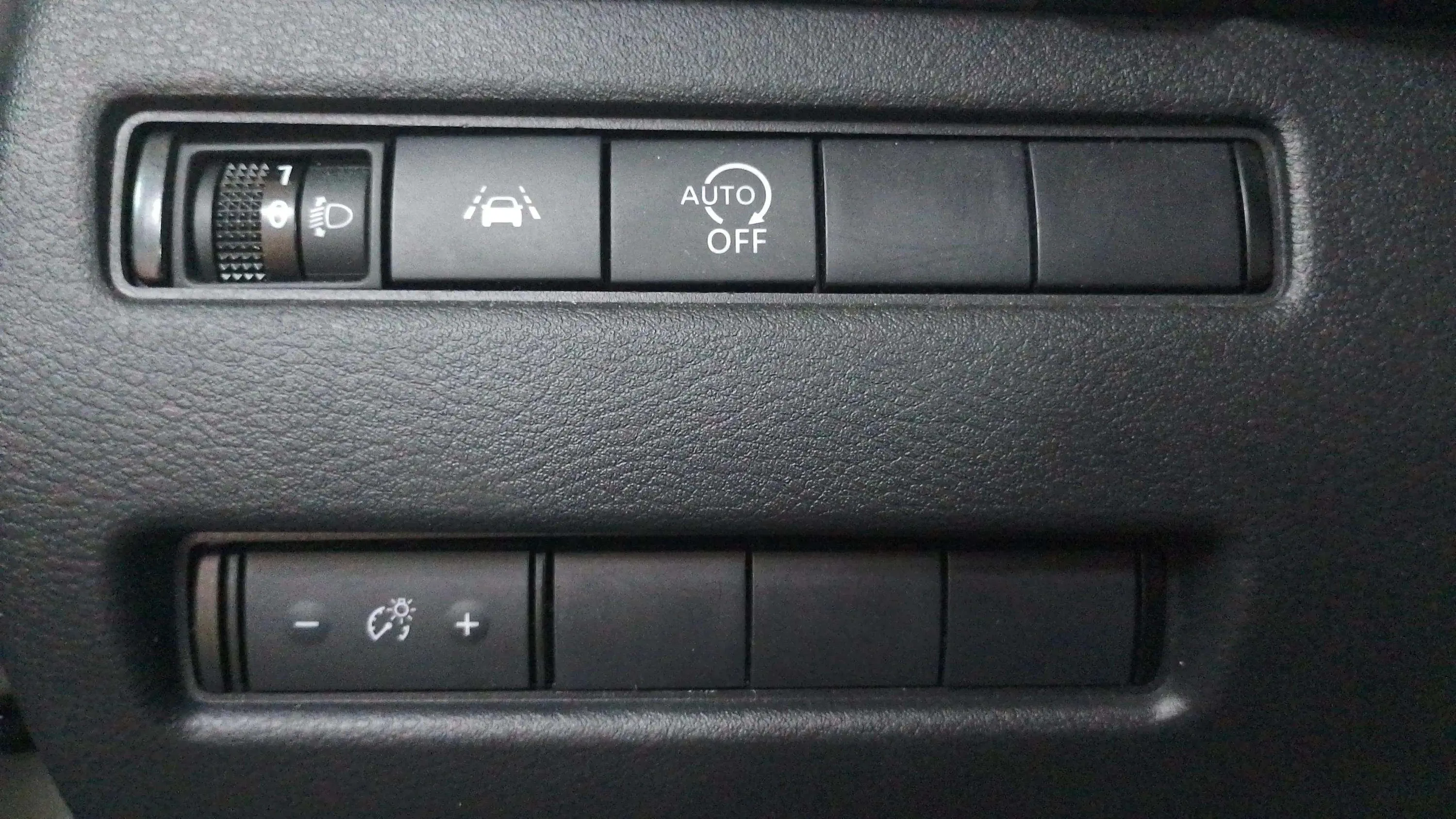 Nissan Qashqai DIG-T mHEV 4x2 Acenta - foto 23