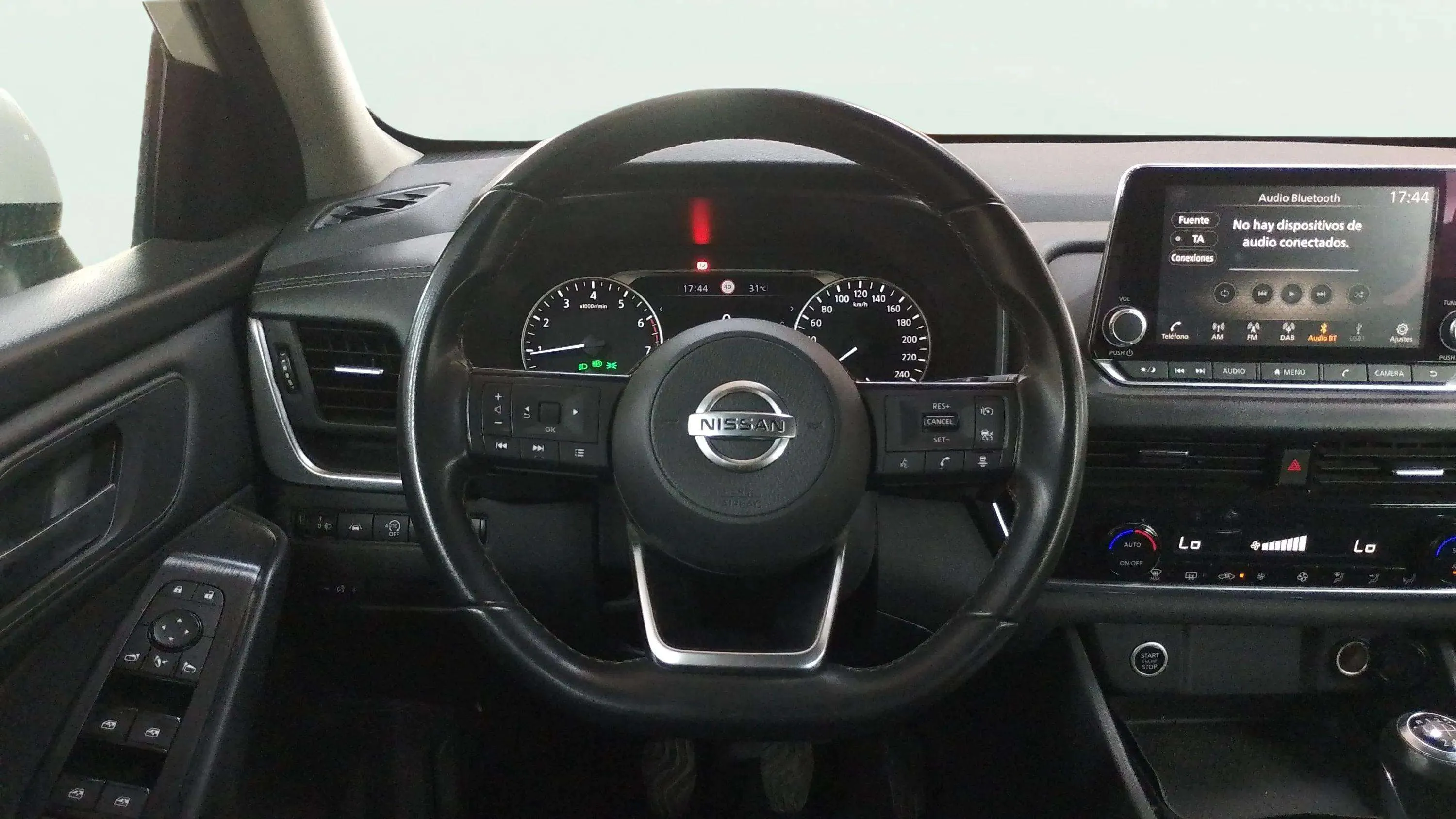 Nissan Qashqai DIG-T mHEV 4x2 Acenta - foto 9