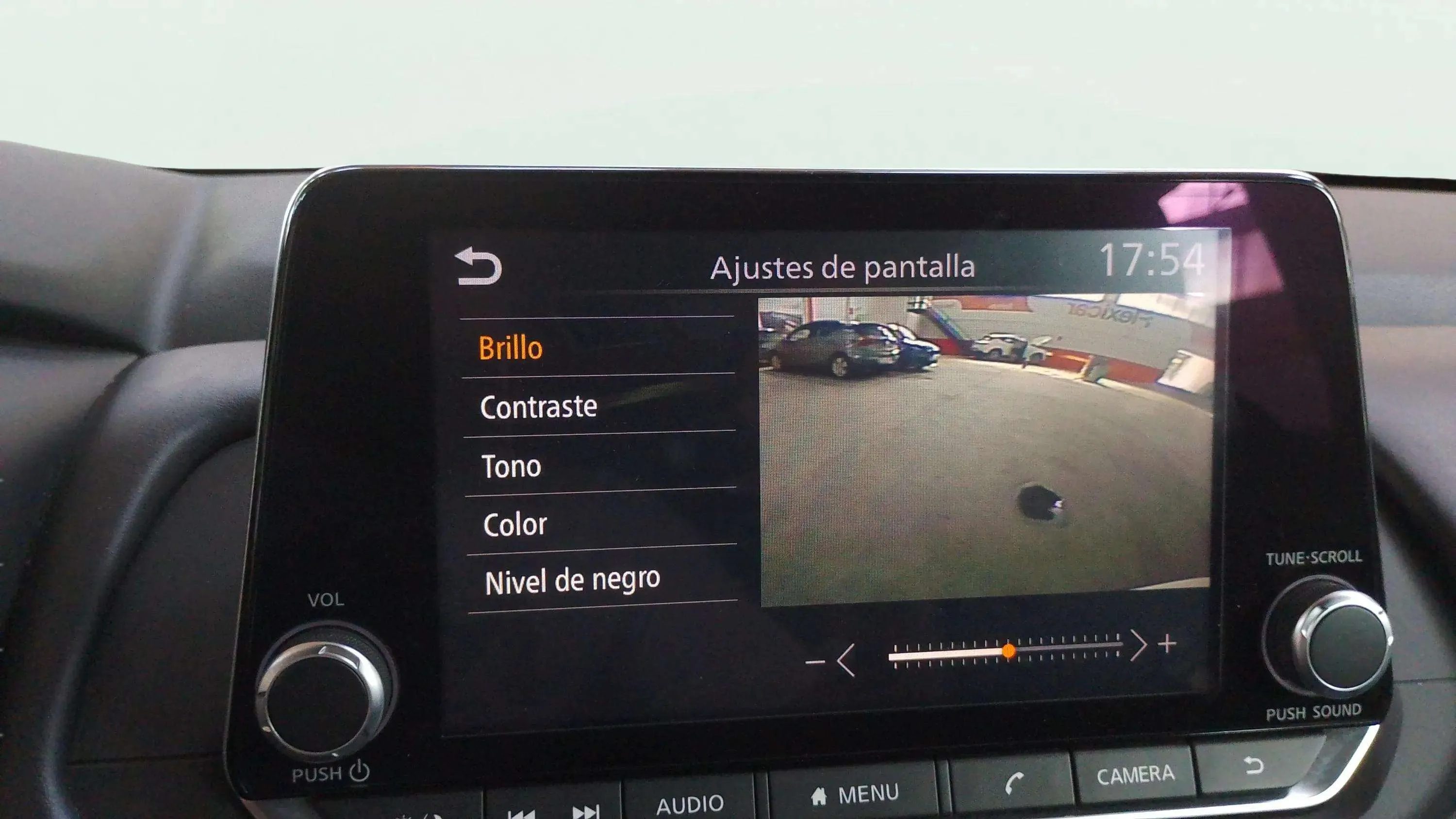 Nissan Qashqai DIG-T mHEV 4x2 Acenta - foto 24