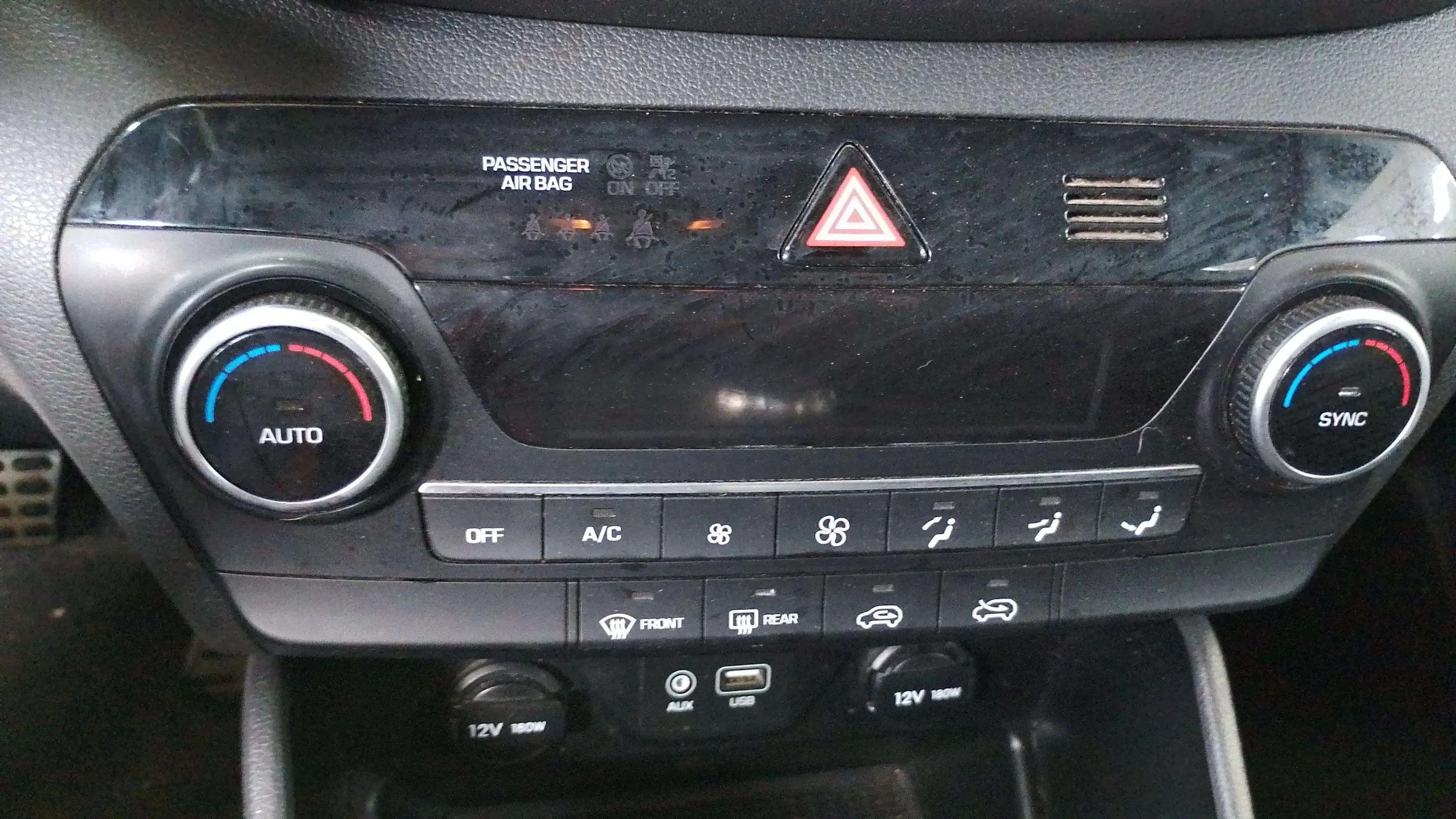 Hyundai Tucson 1.6 CRDi Essence 4x2 - foto 30