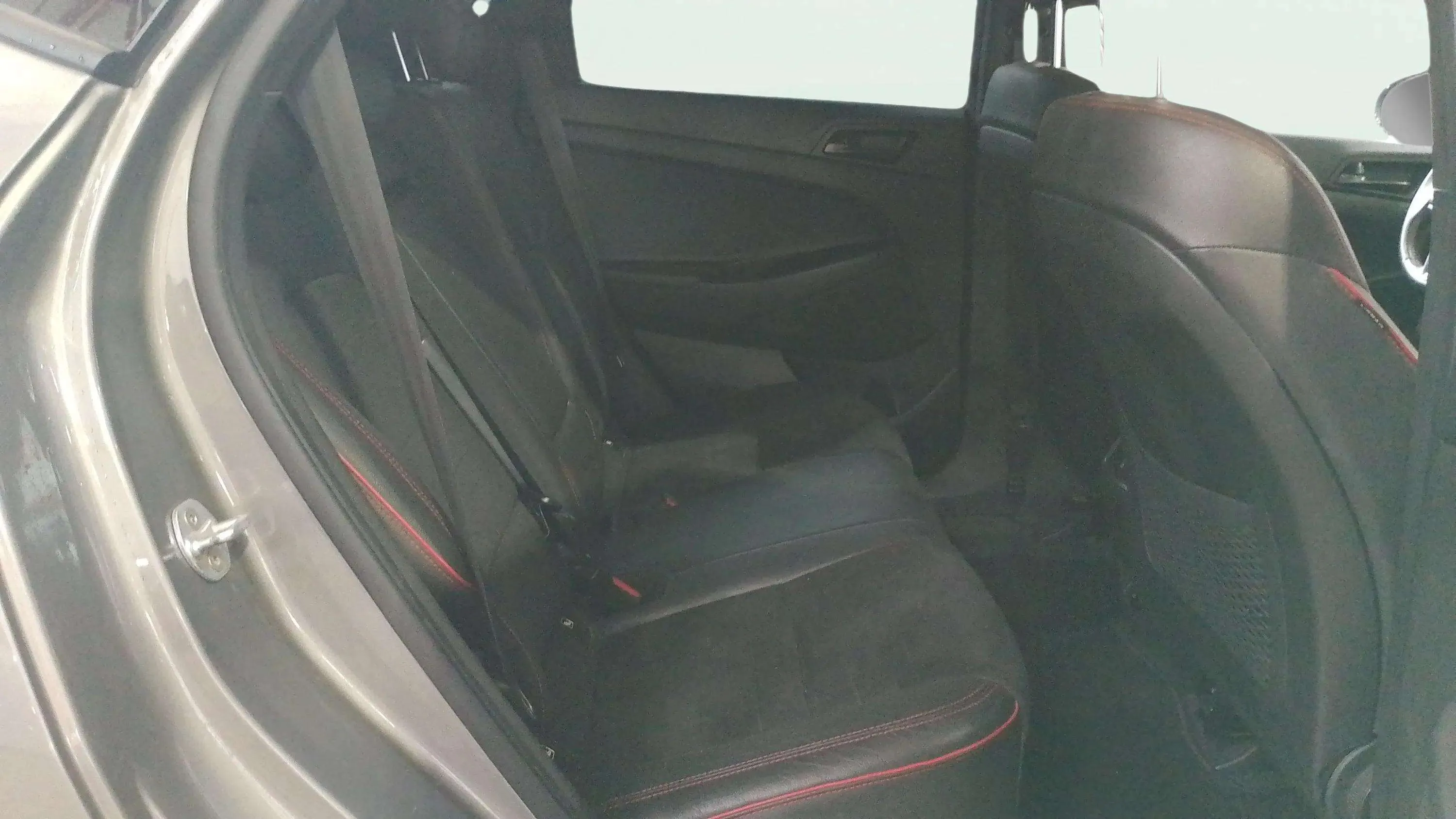 Hyundai Tucson 1.6 CRDi Essence 4x2 - foto 11