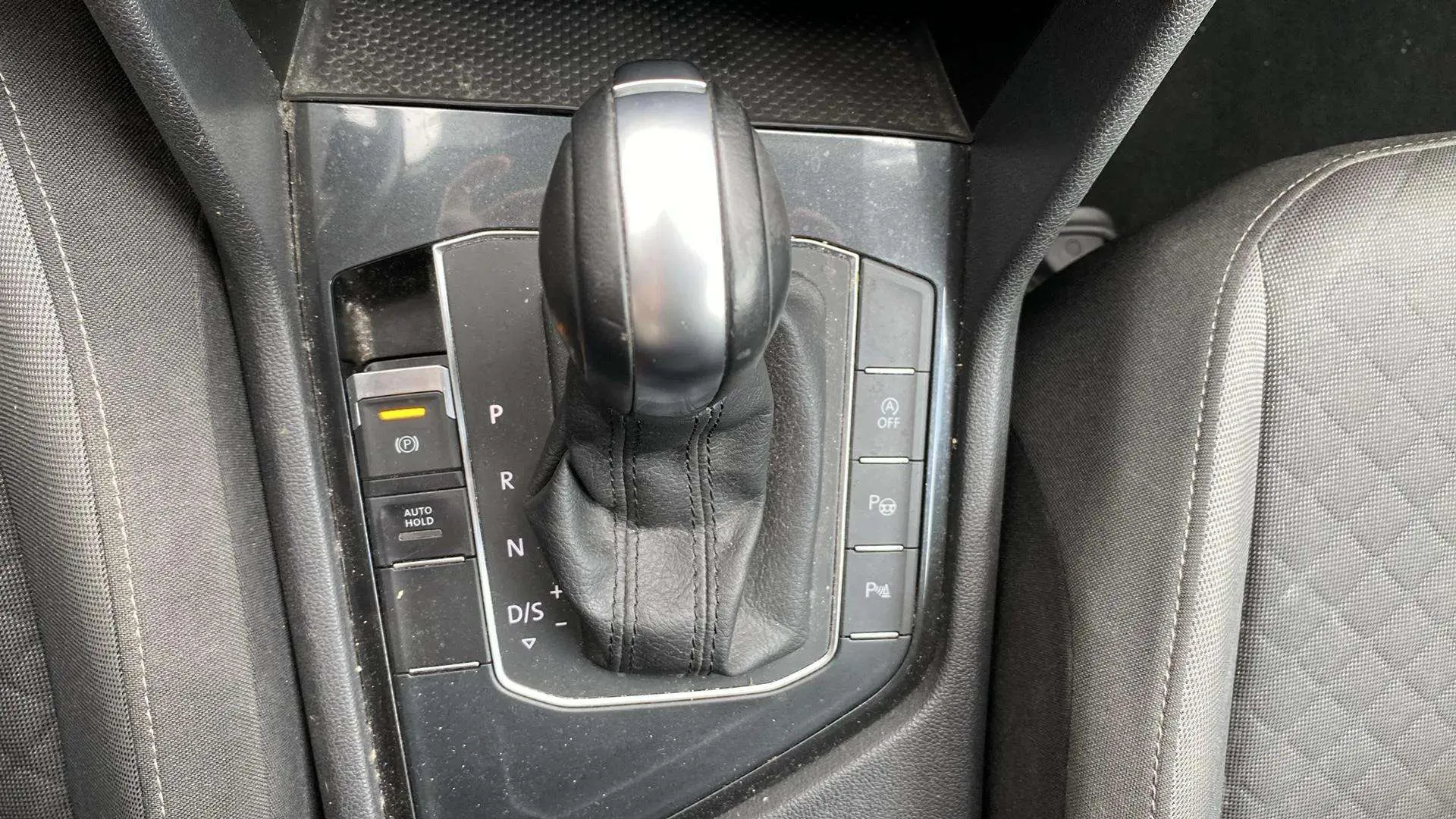 Volkswagen Tiguan Advance 2.0 TDI DSG - foto 27