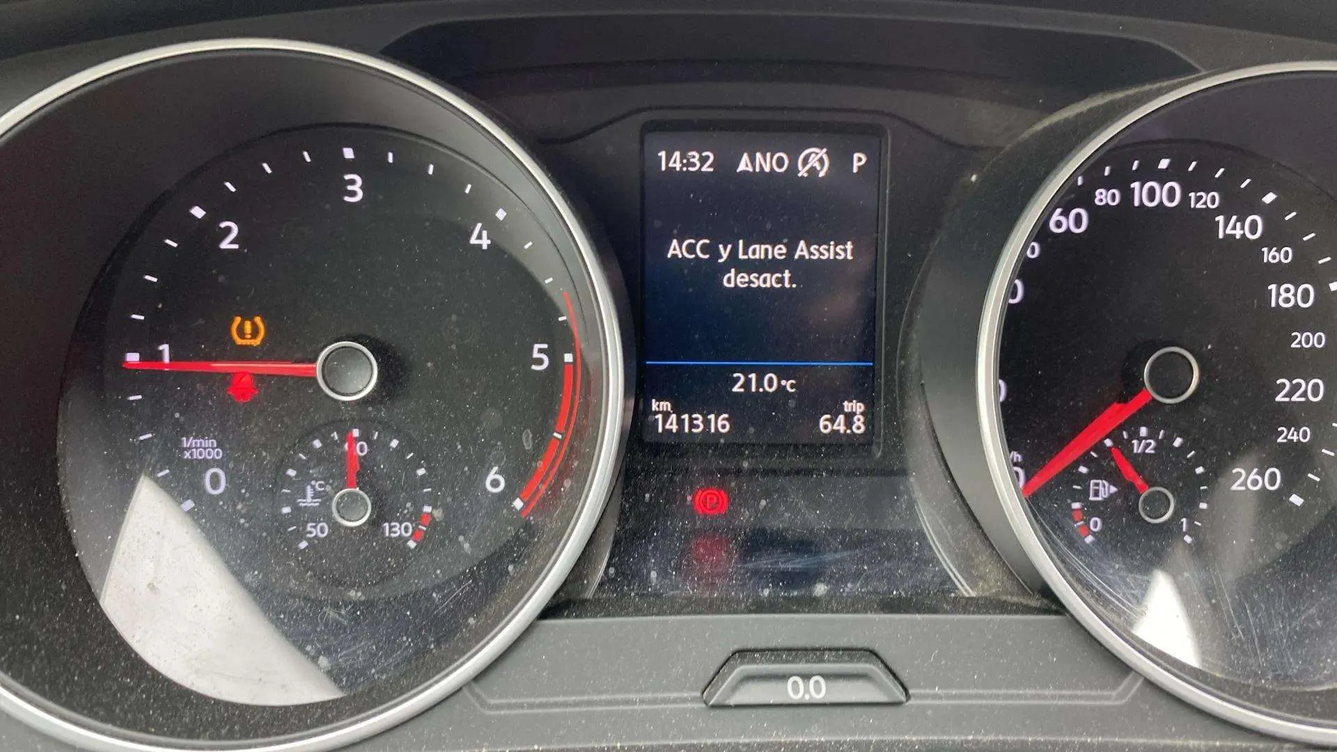 Volkswagen Tiguan Advance 2.0 TDI DSG - foto 28