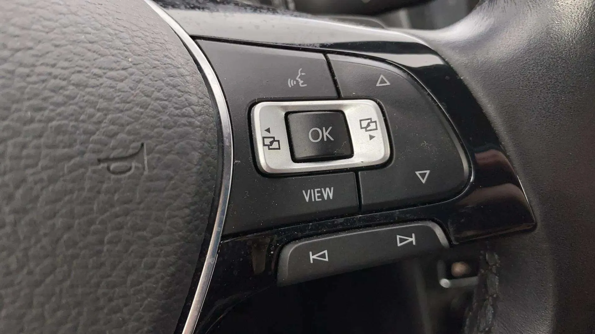 Volkswagen Tiguan Advance 2.0 TDI DSG - foto 15