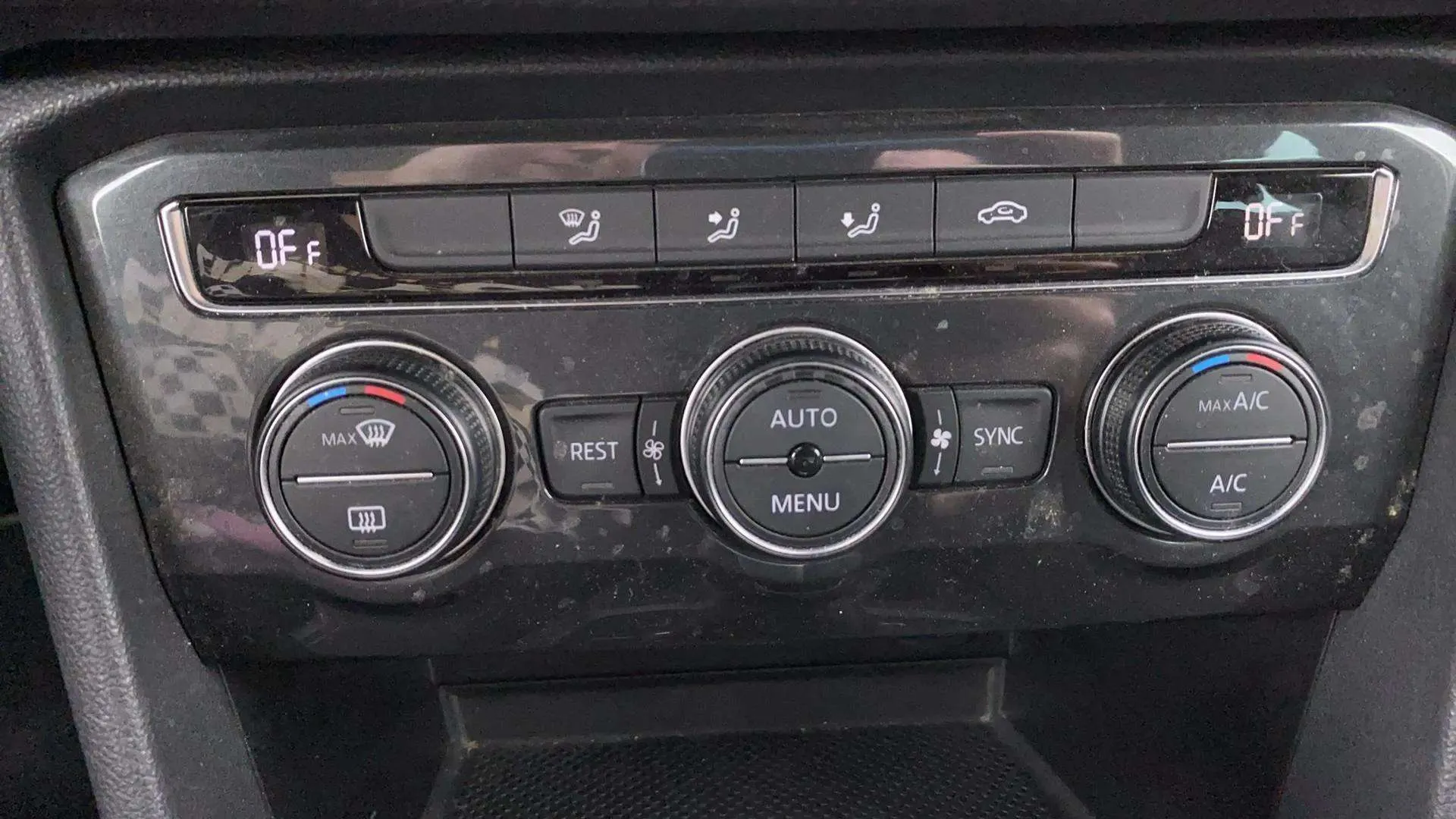 Volkswagen Tiguan Advance 2.0 TDI DSG - foto 29