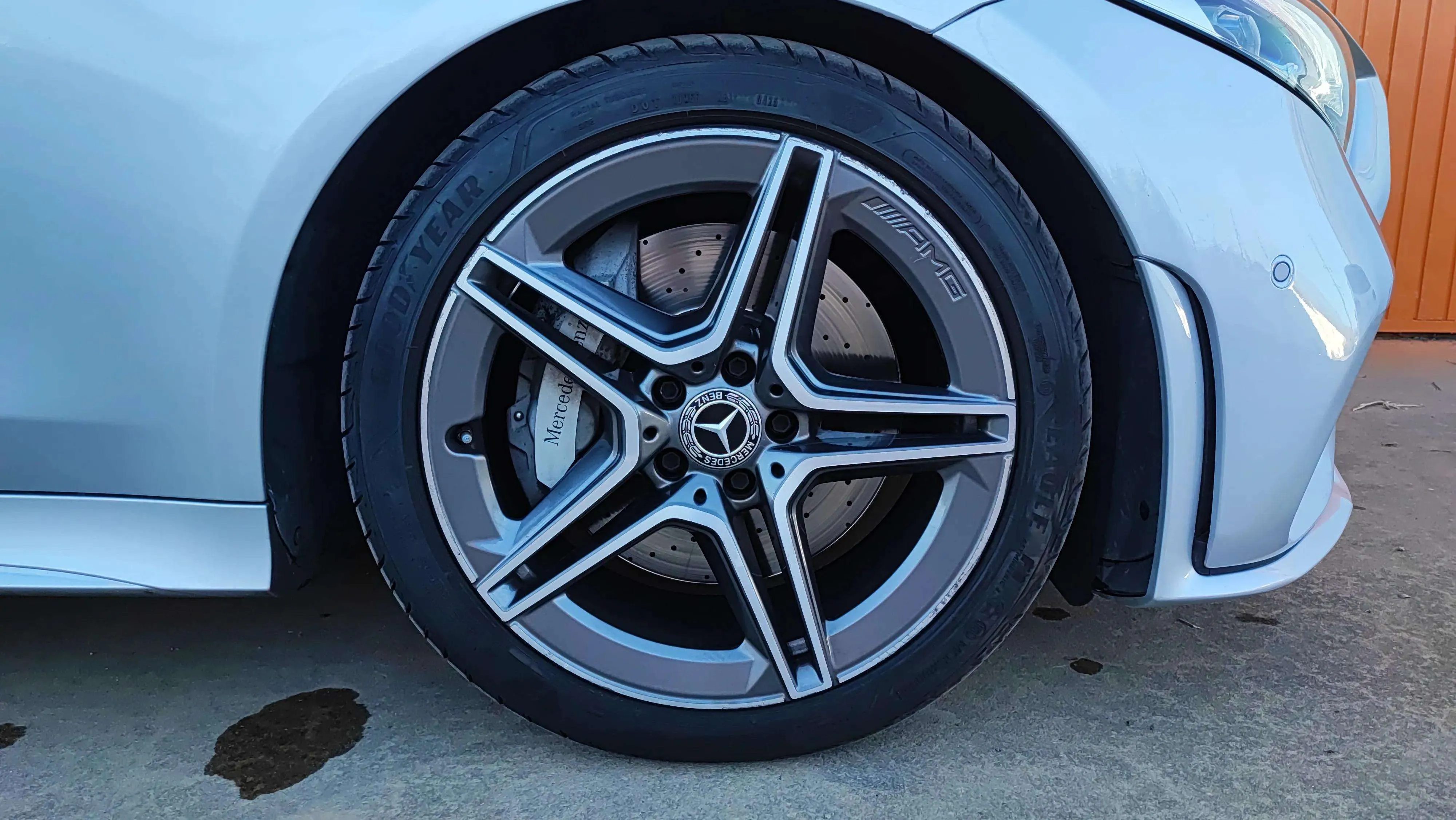 Mercedes-Benz CLS 300 d - foto 10