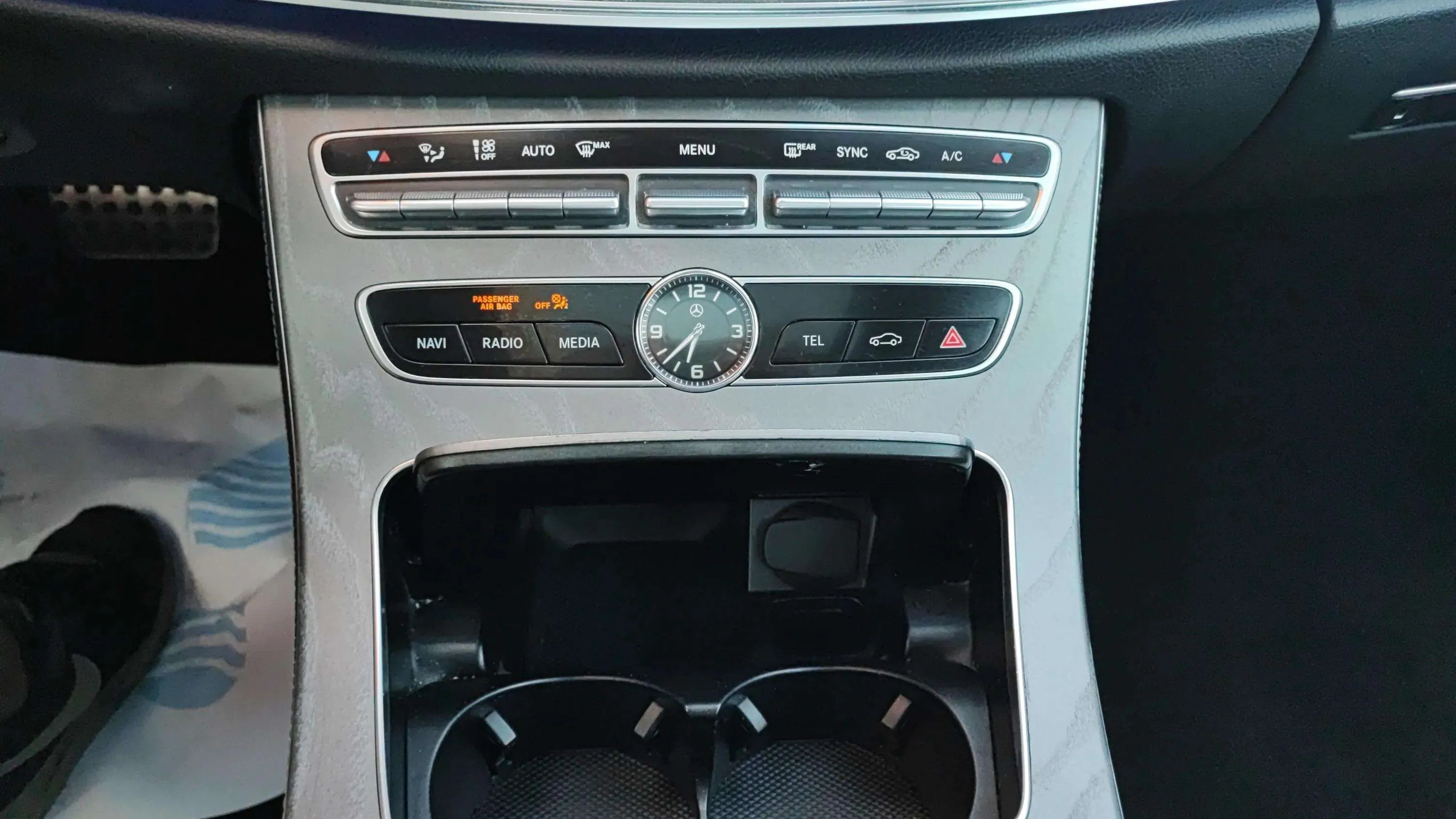 Mercedes-Benz CLS 300 d - foto 26