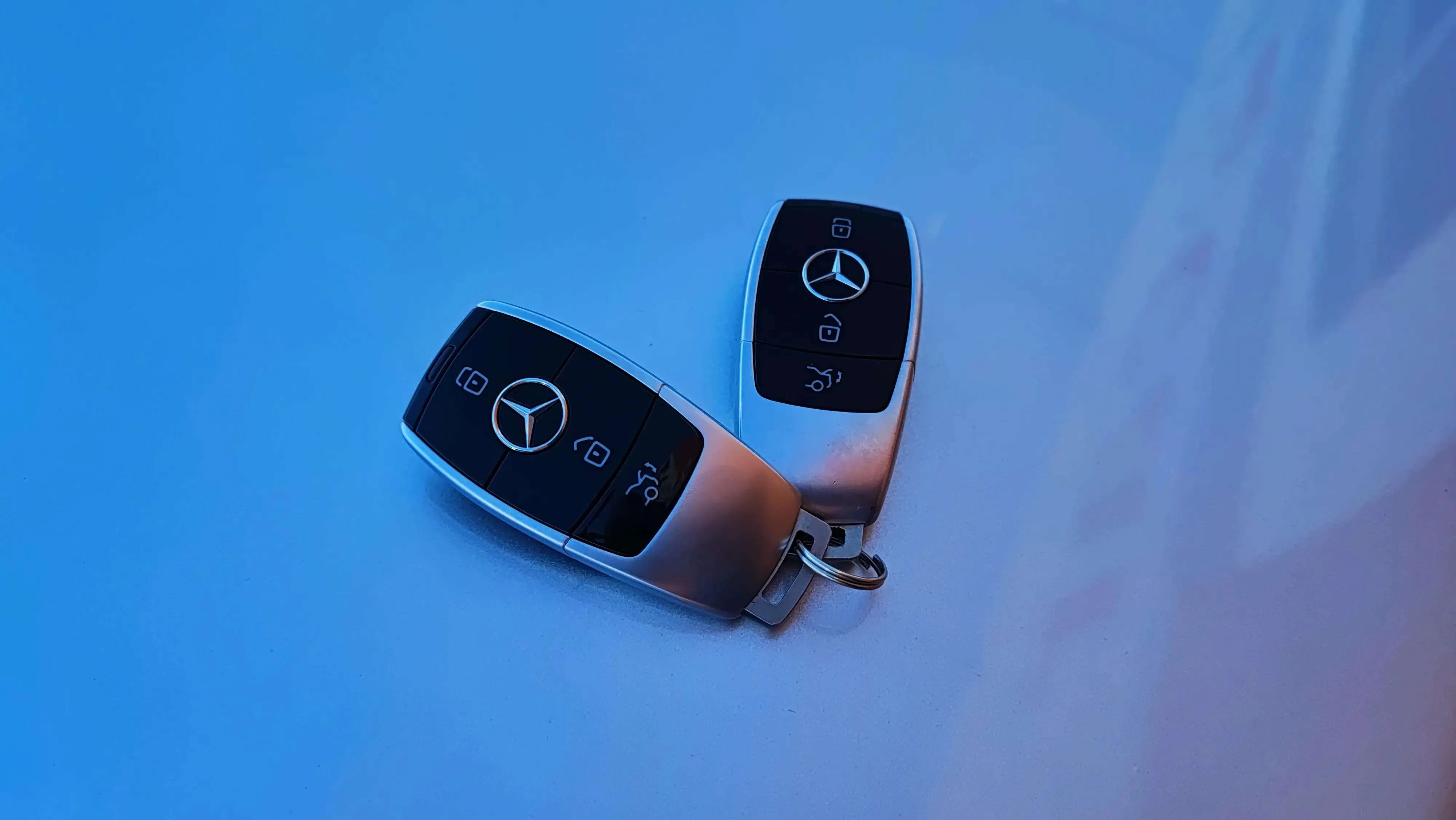Mercedes-Benz CLS 300 d - foto 34