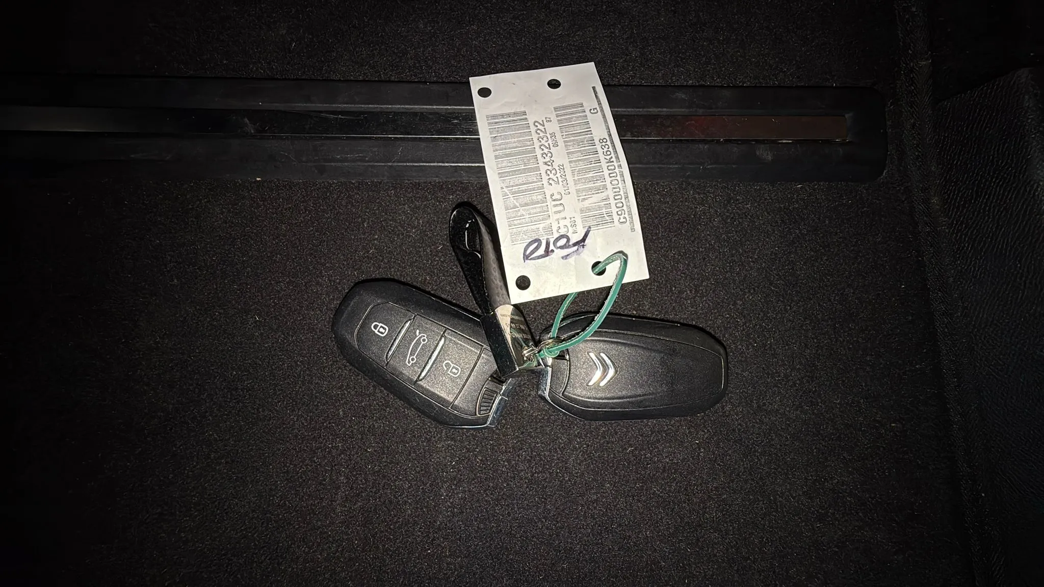 Citroën C5 X PureTech EAT8 Shine - foto 19