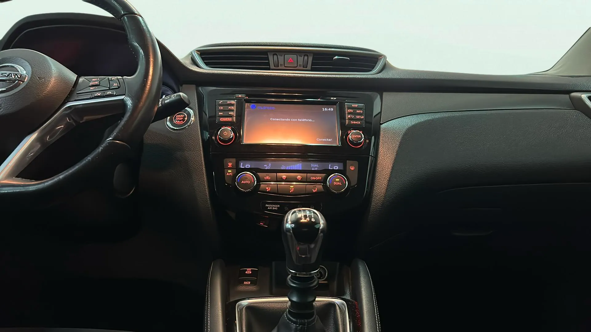 Nissan Qashqai DIG-T N-Connecta - foto 11