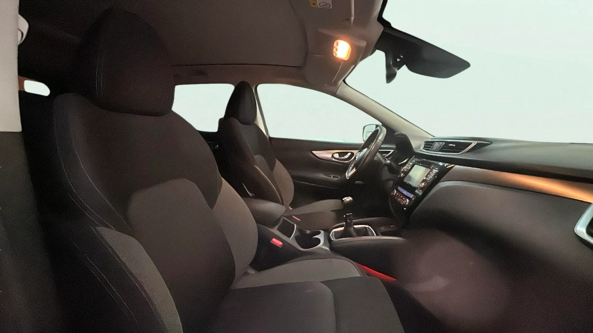 Nissan Qashqai DIG-T N-Connecta - foto 7