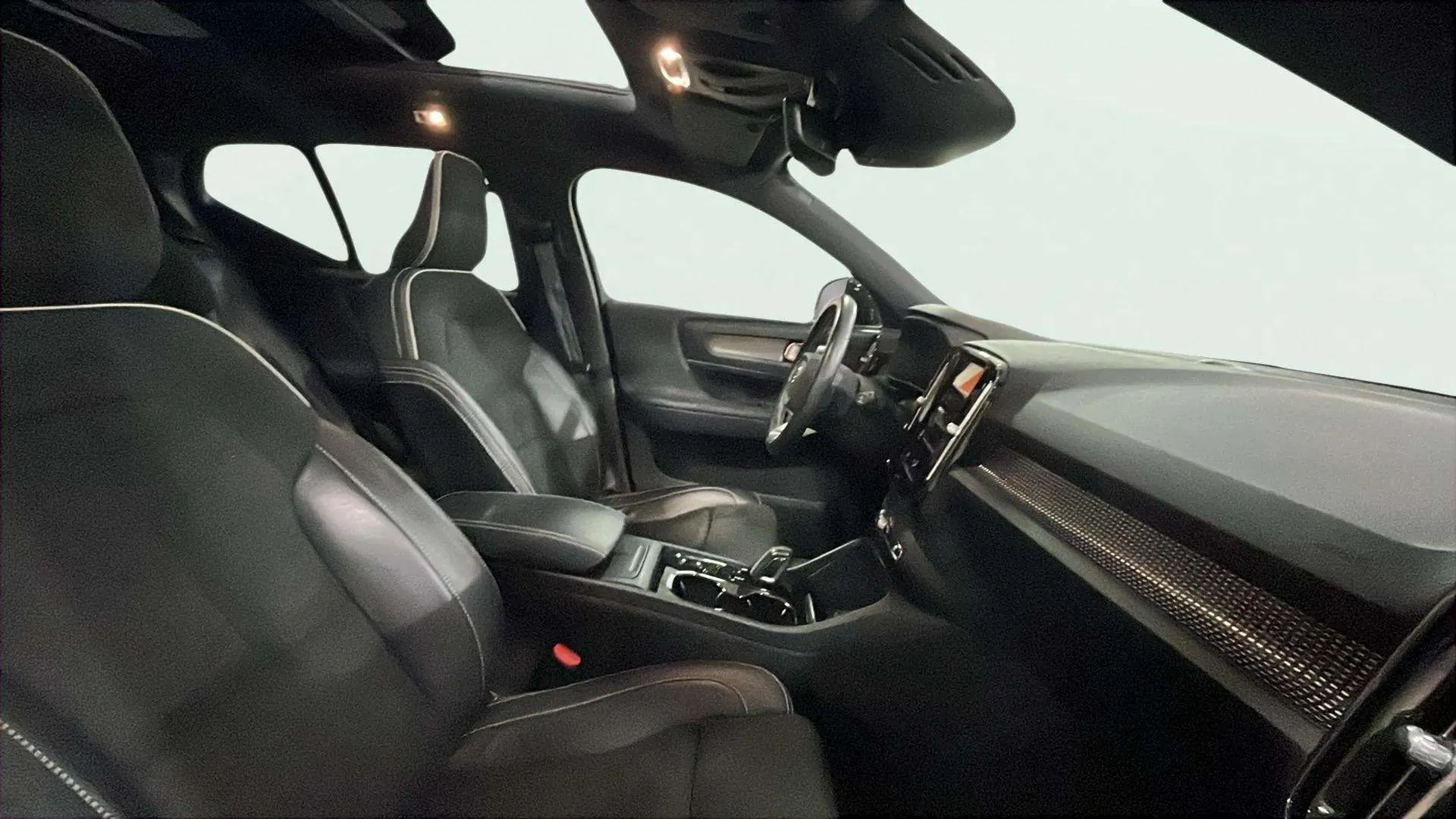Volvo XC40 1.5 T3 - foto 11
