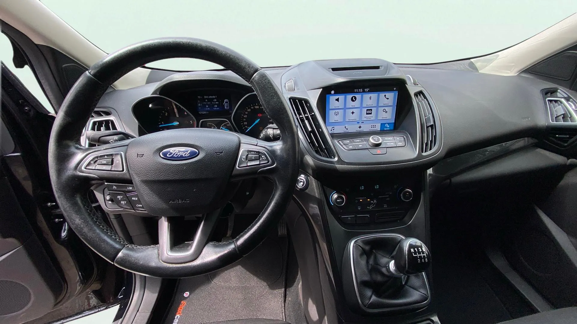 Ford Kuga 2.0 TDCi 150 4x2 A-S-S Titanium - foto 10