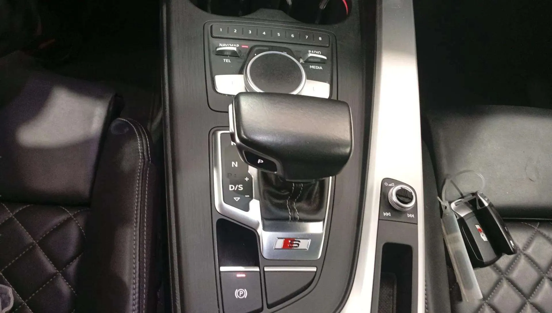 Audi A4 S4 3.0 TFSI quattro tiptron Avant - foto 23