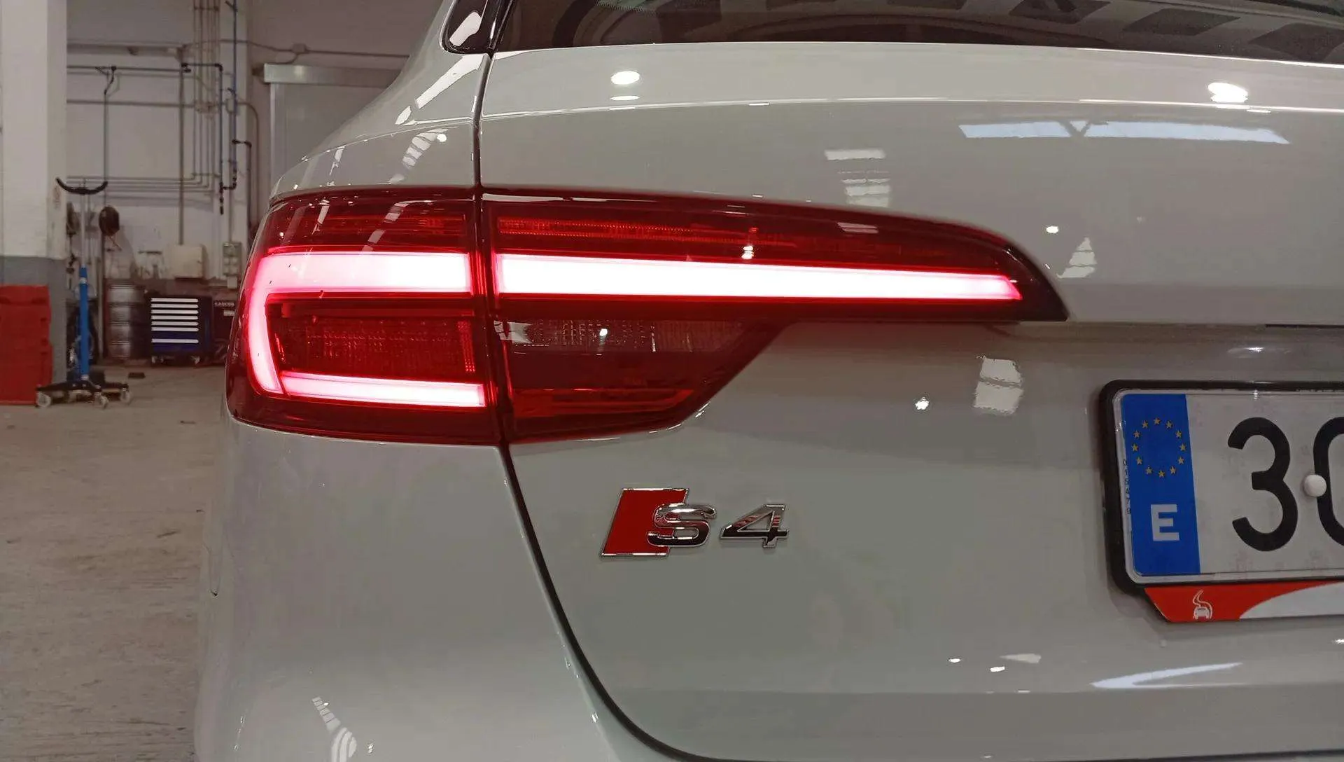 Audi A4 S4 3.0 TFSI quattro tiptron Avant - foto 11
