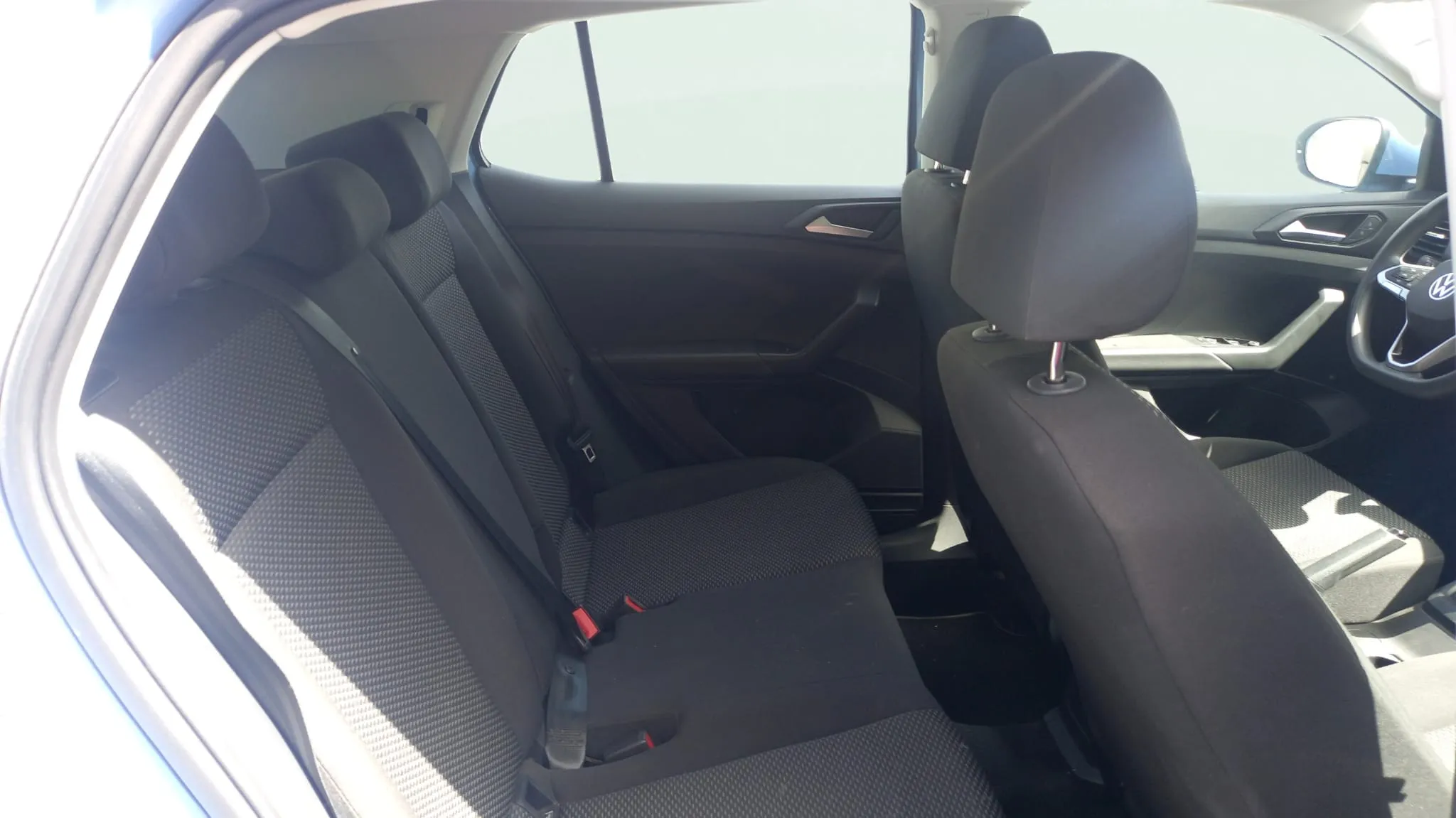 Volkswagen T-Cross 1.0 TSI - foto 12