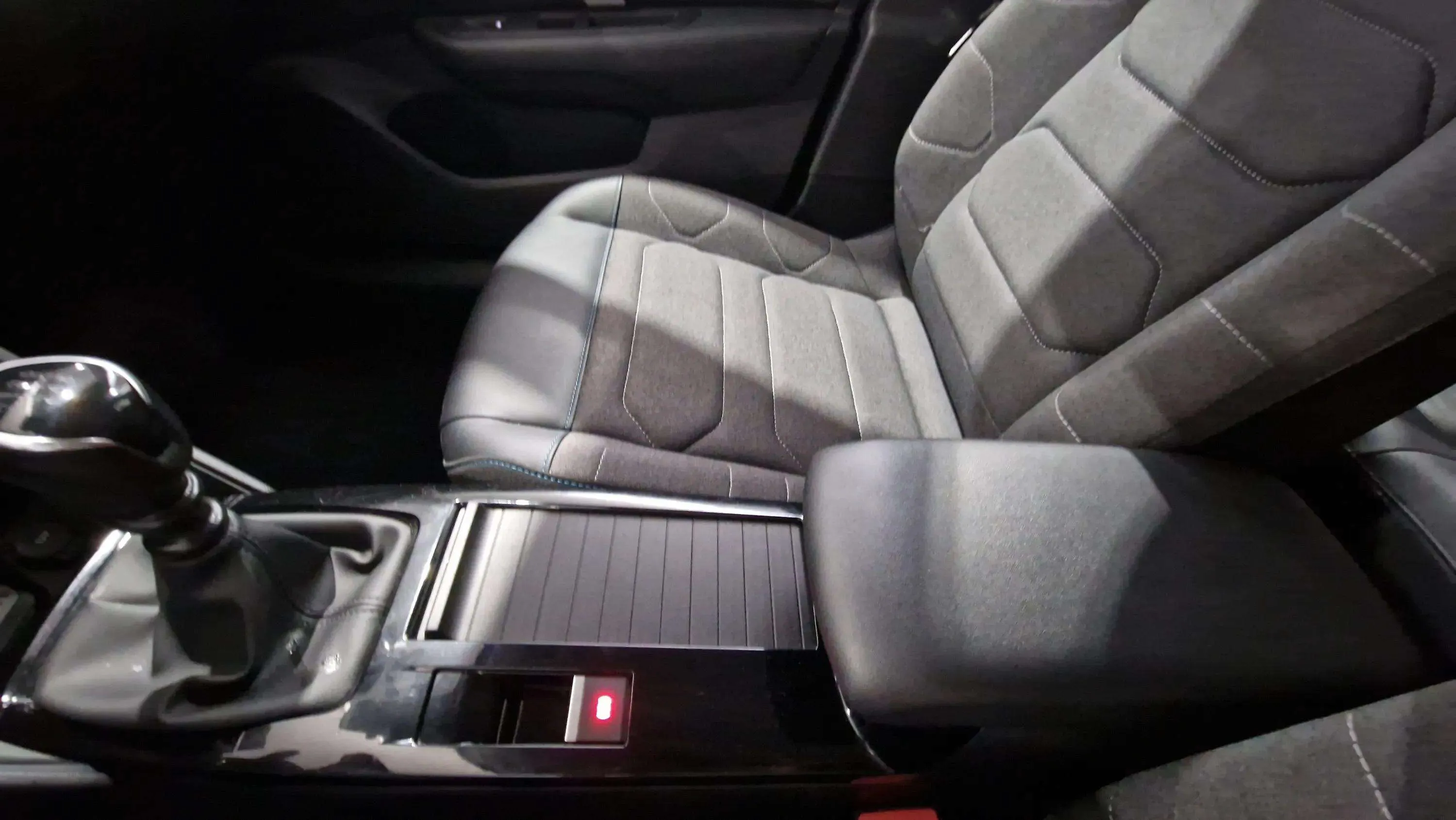 Citroën C4 PureTech 130 Plus - foto 28