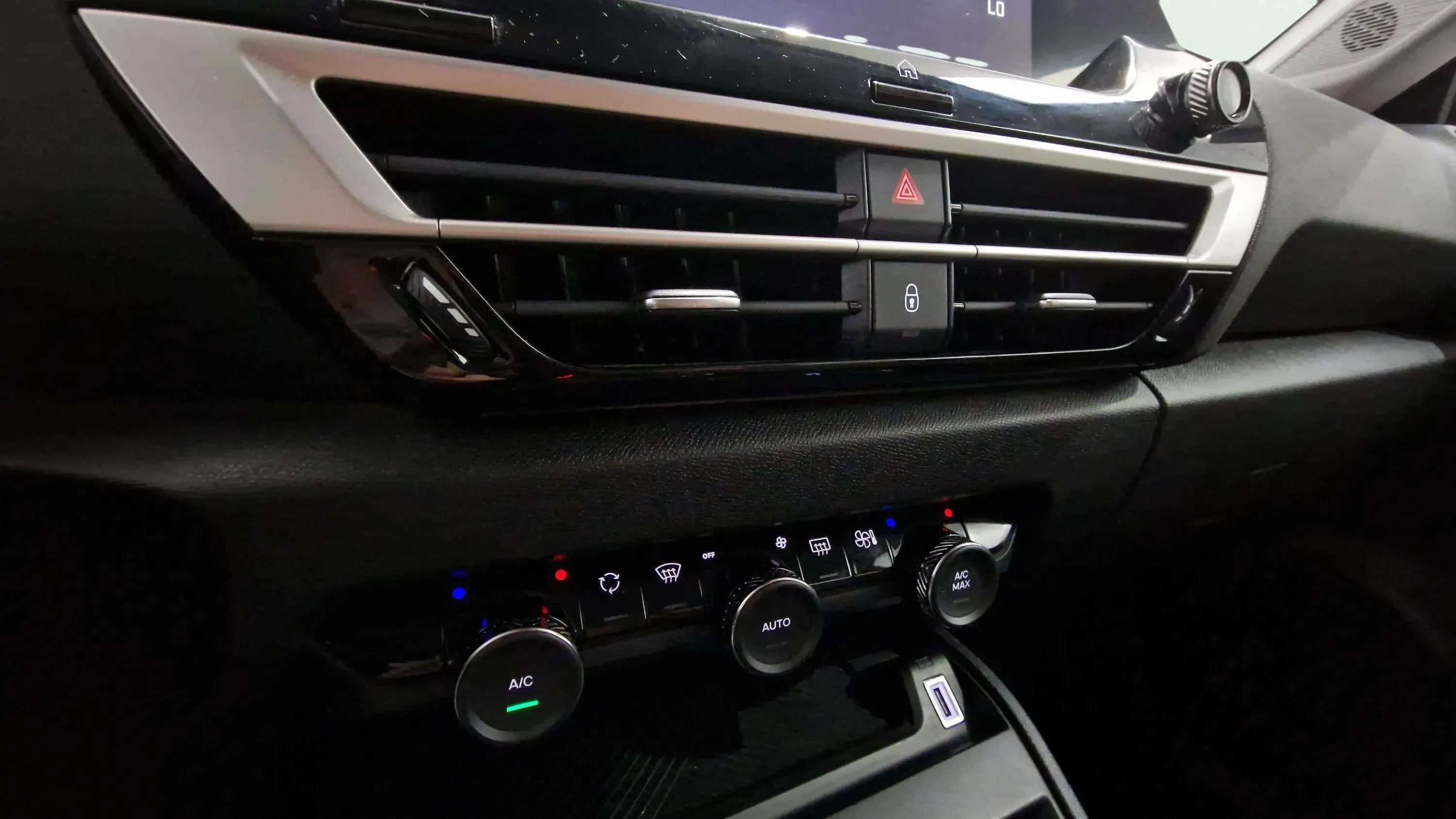 Citroën C4 PureTech 130 Plus - foto 25