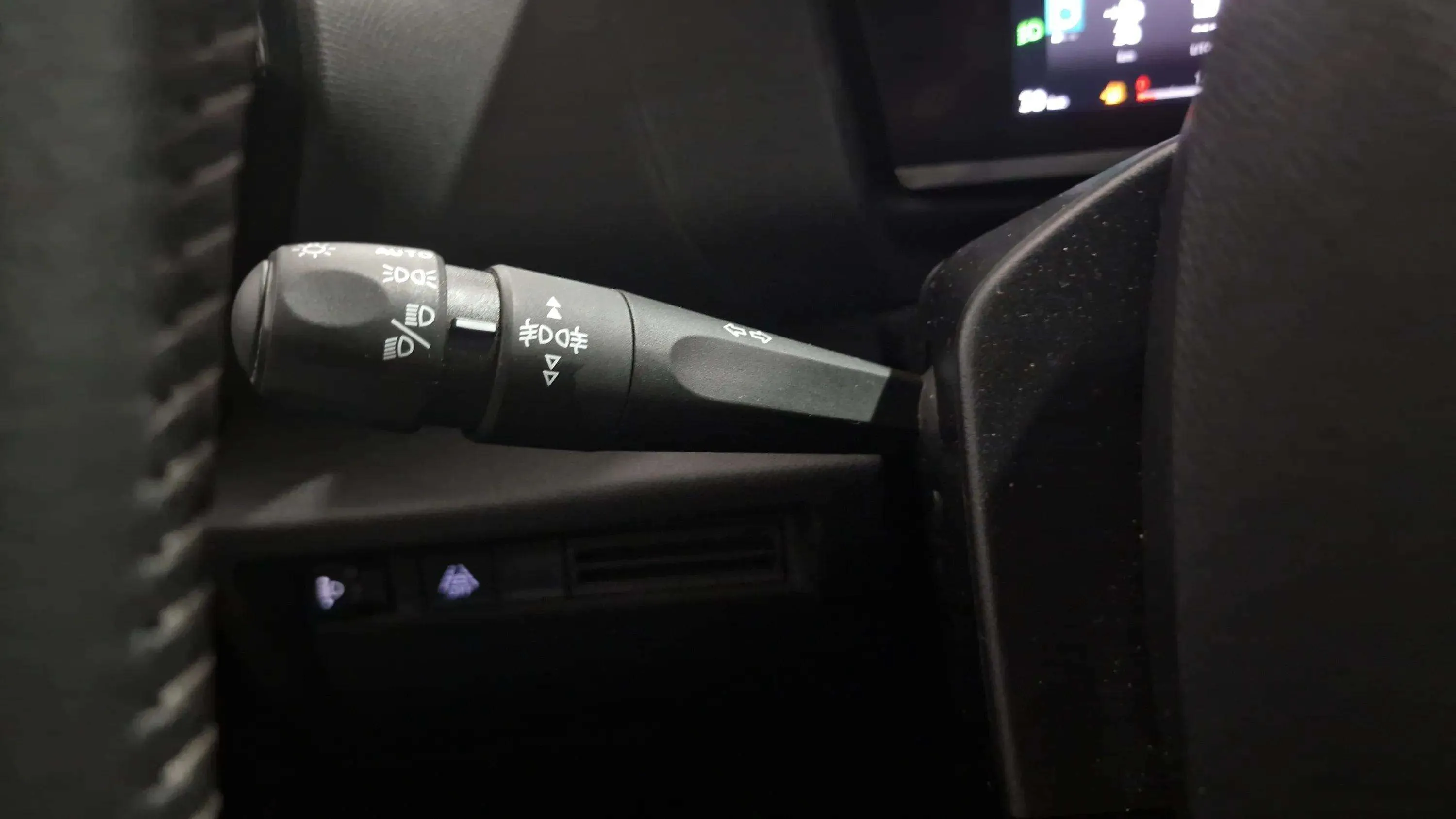 Citroën C4 PureTech 130 Plus - foto 17