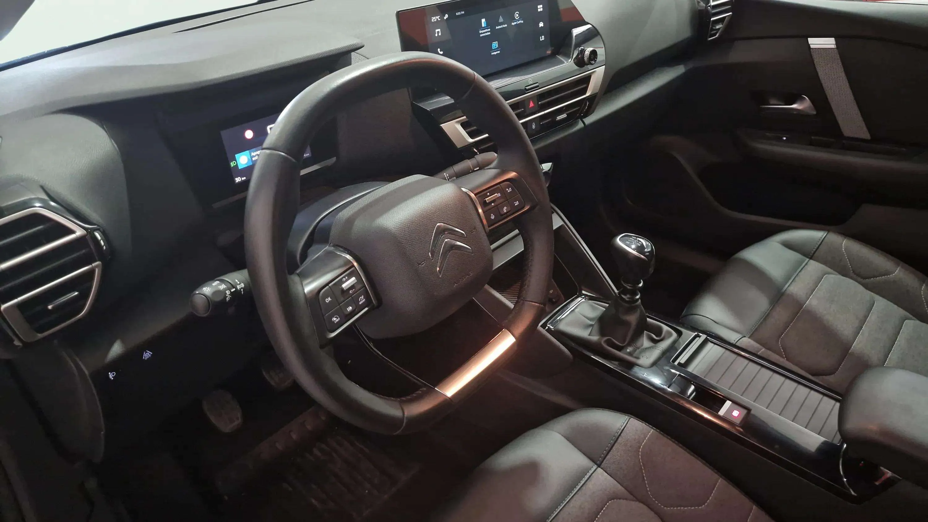Citroën C4 PureTech 130 Plus - foto 11