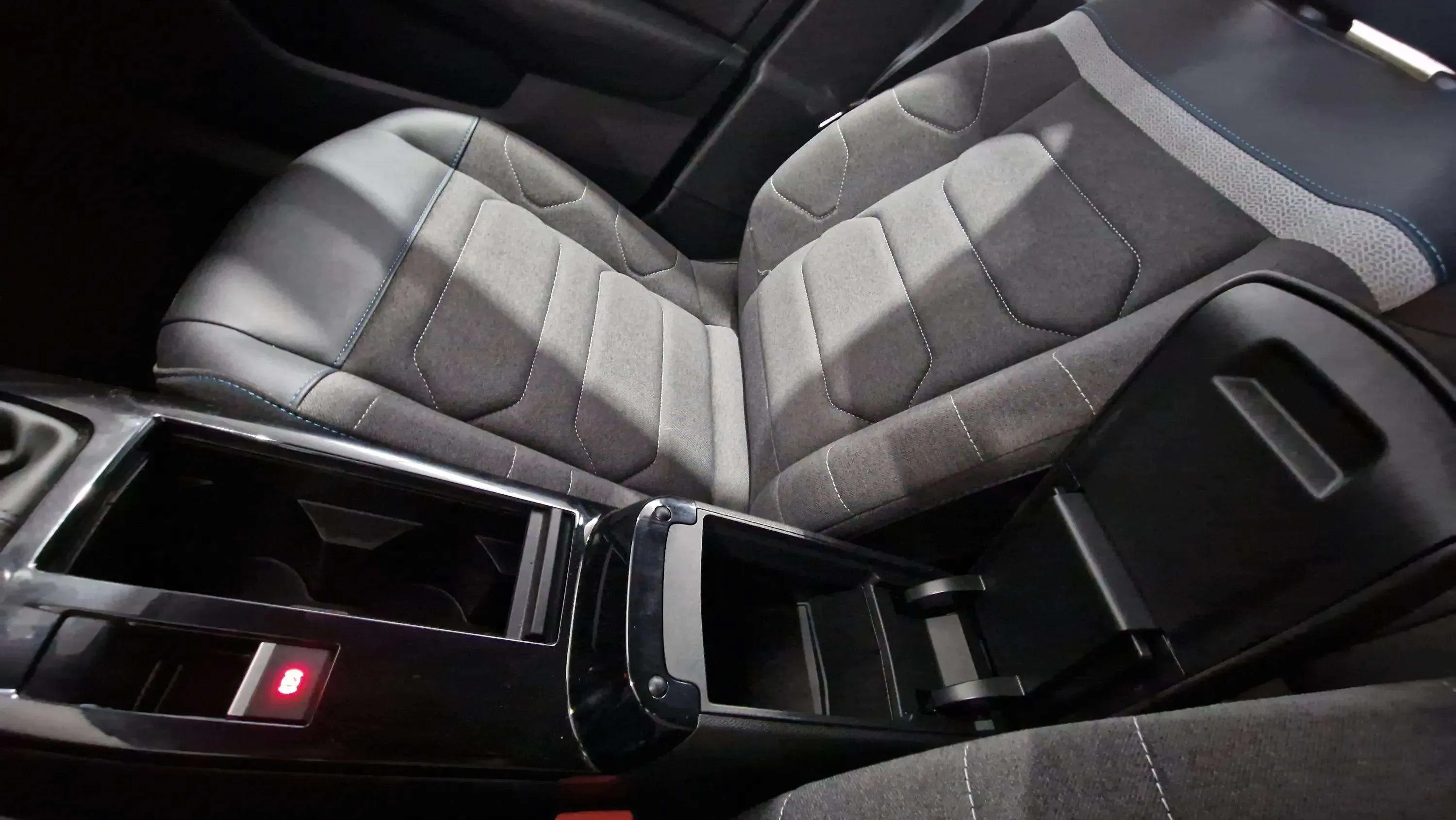 Citroën C4 PureTech 130 Plus - foto 29