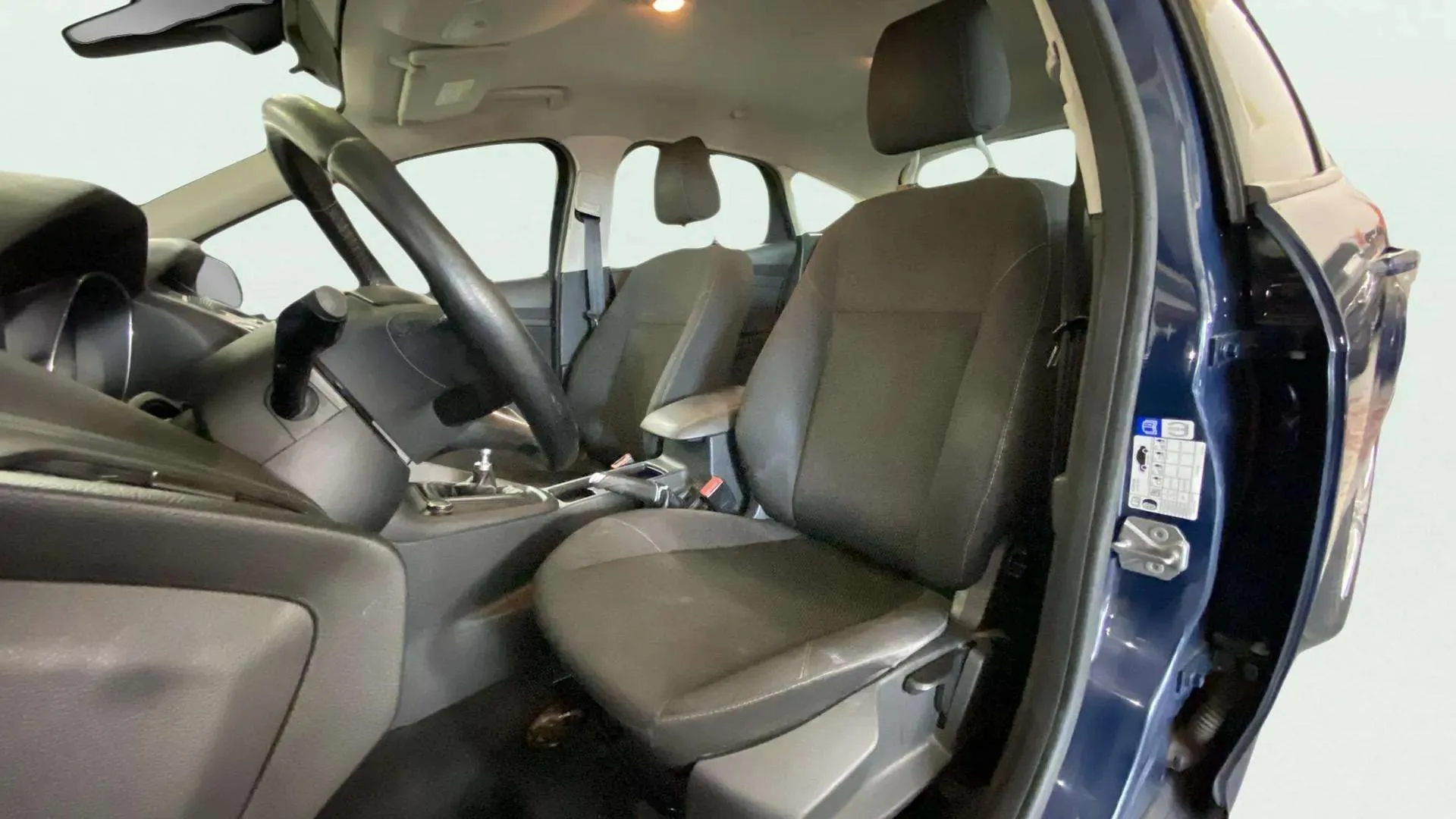 Ford Focus 1.5 EcoBlue Active - foto 18