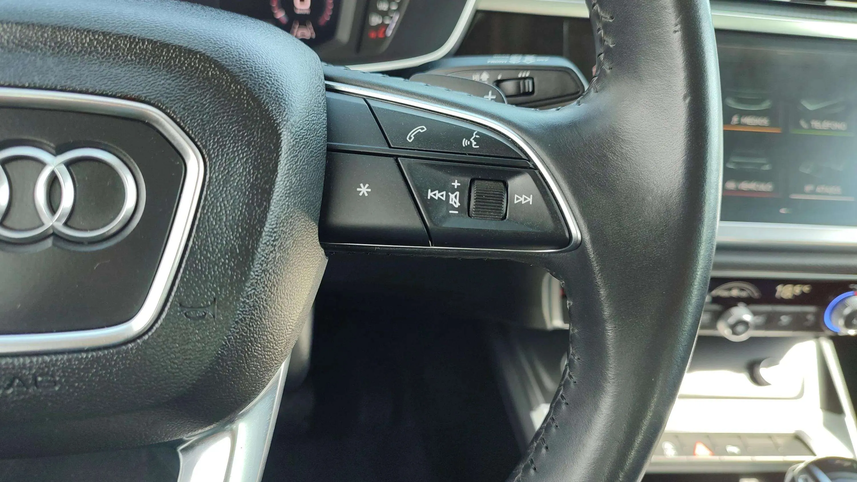 Audi Q3 40 TDI S tronic quattro - foto 15